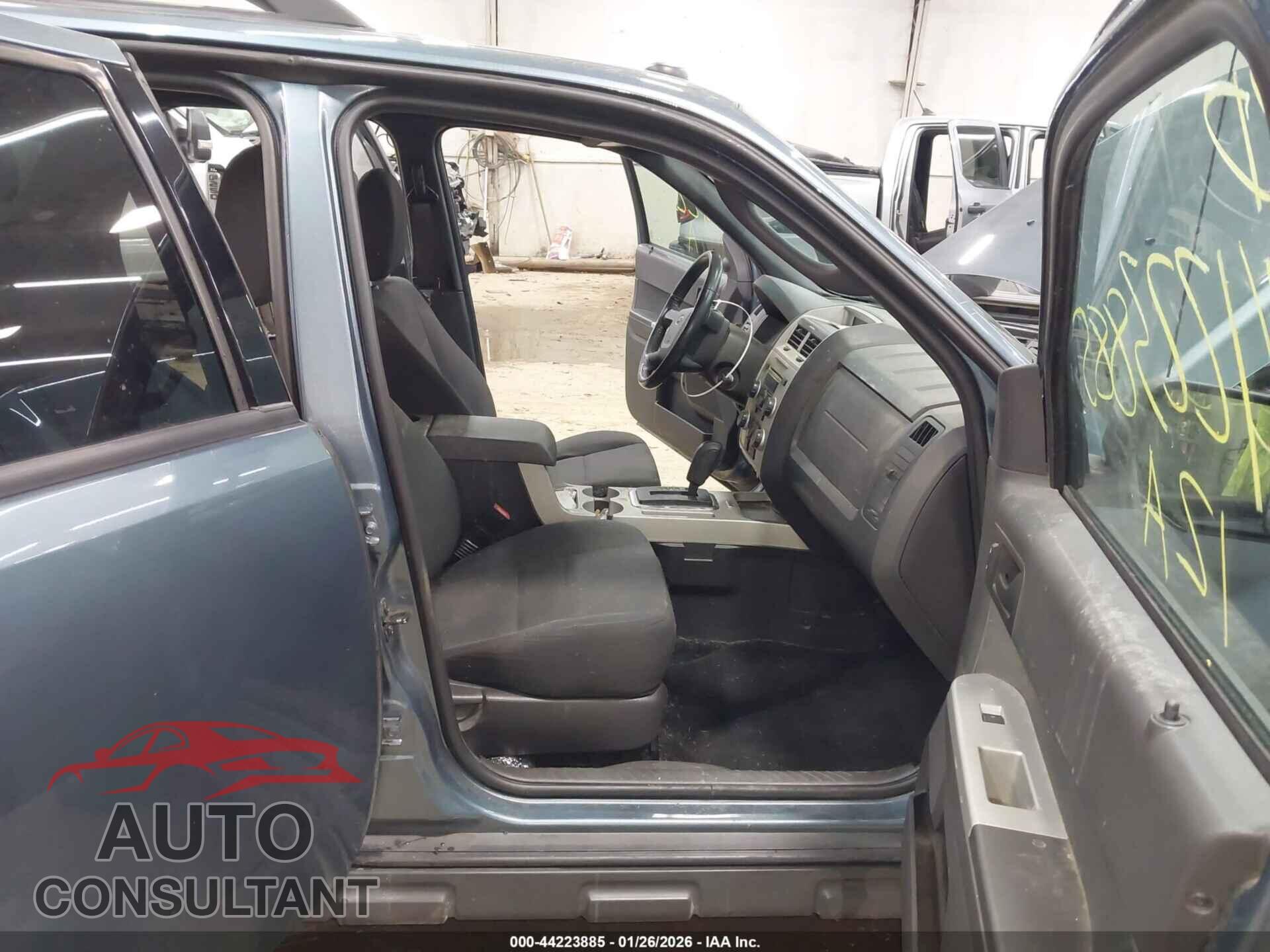 FORD ESCAPE 2012 - 1FMCU9DG2CKA82461
