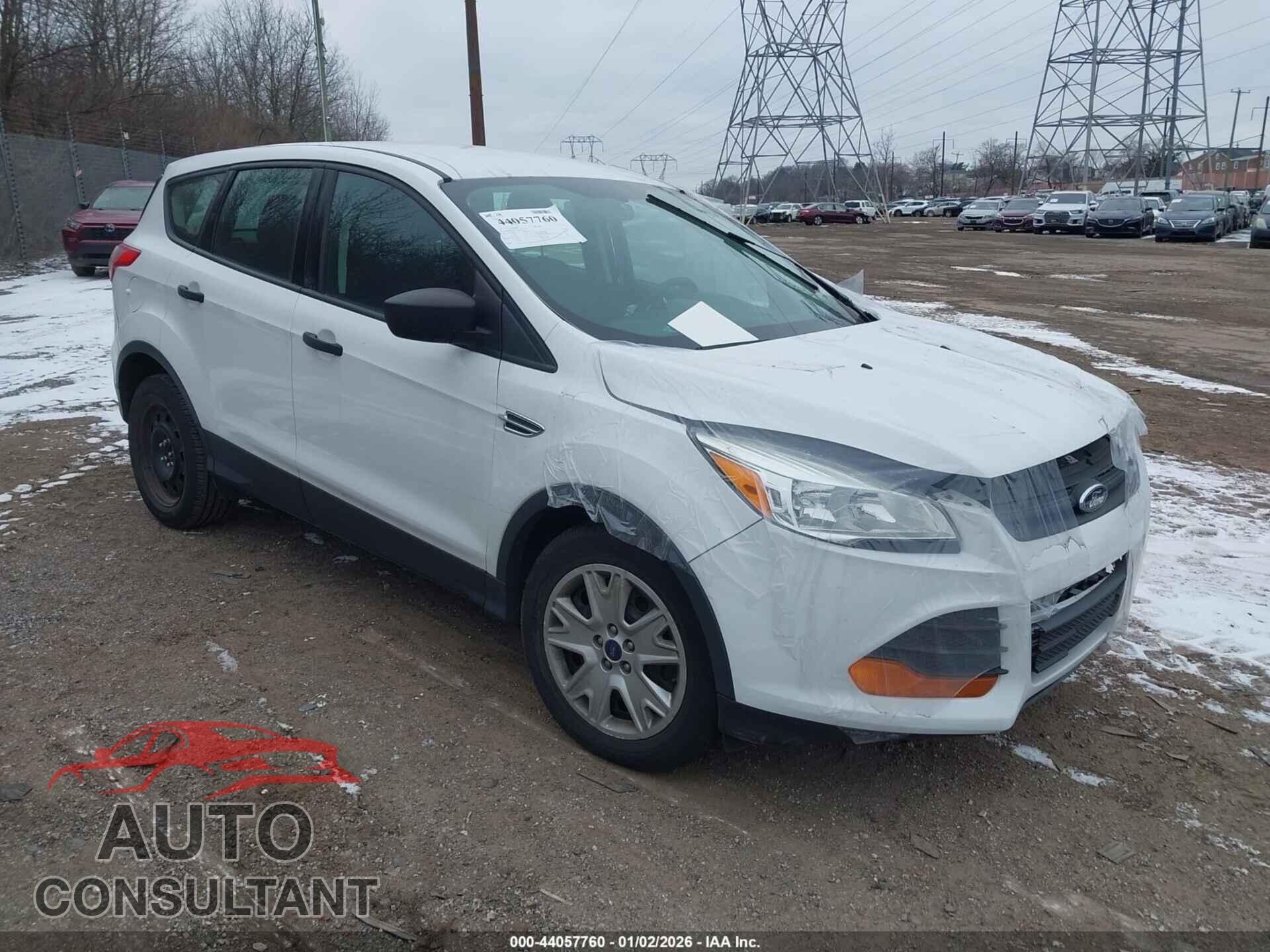 FORD ESCAPE 2015 - 1FMCU0F74FUA56218