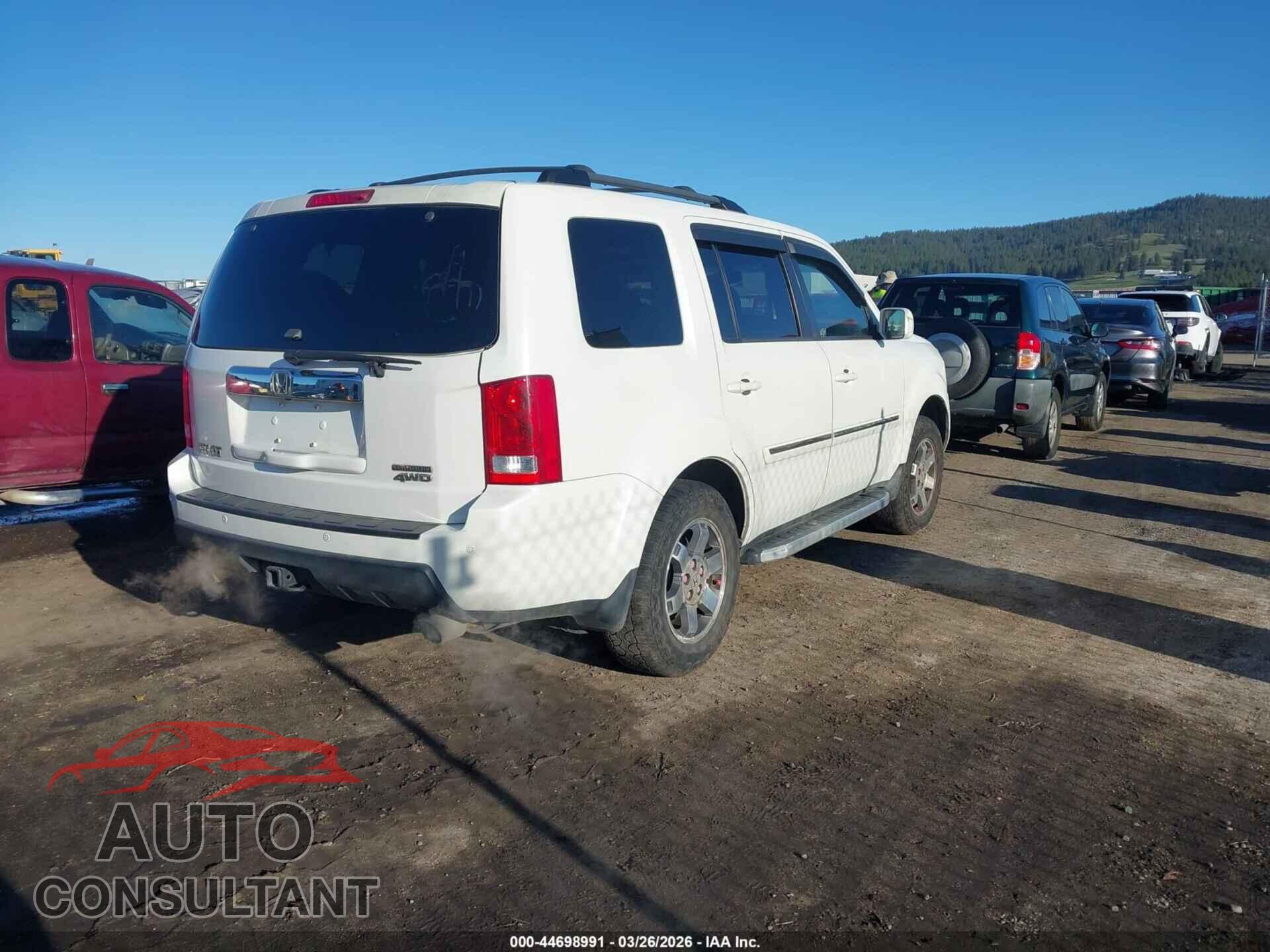 HONDA PILOT 2011 - 5FNYF4H97BB501595
