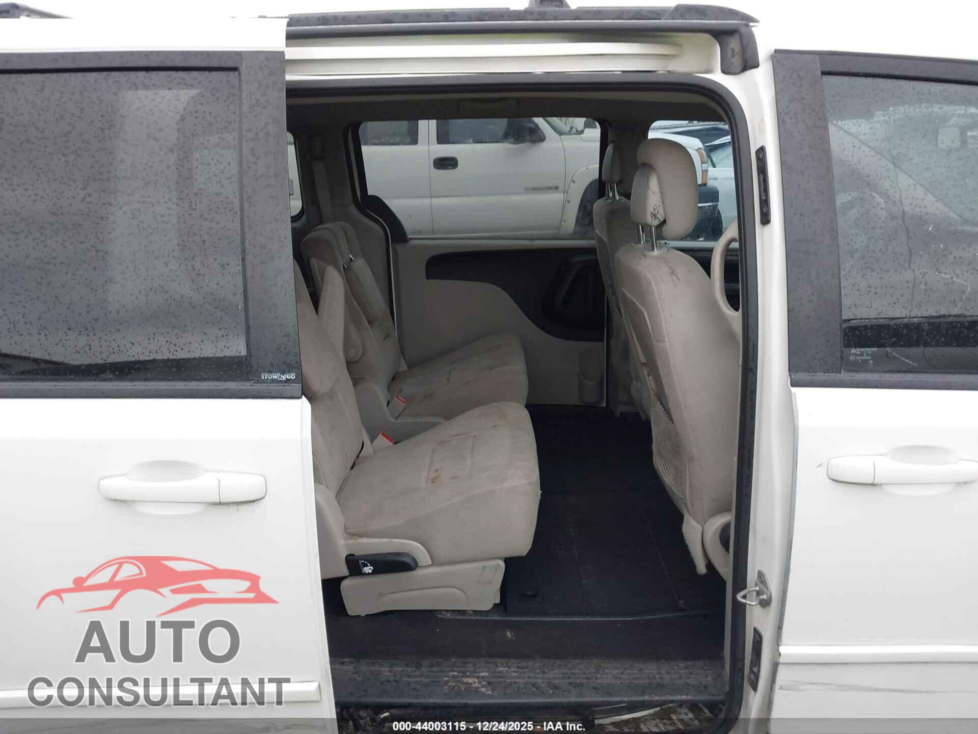 DODGE GRAND CARAVAN 2011 - 2D4RN3DG2BR719070