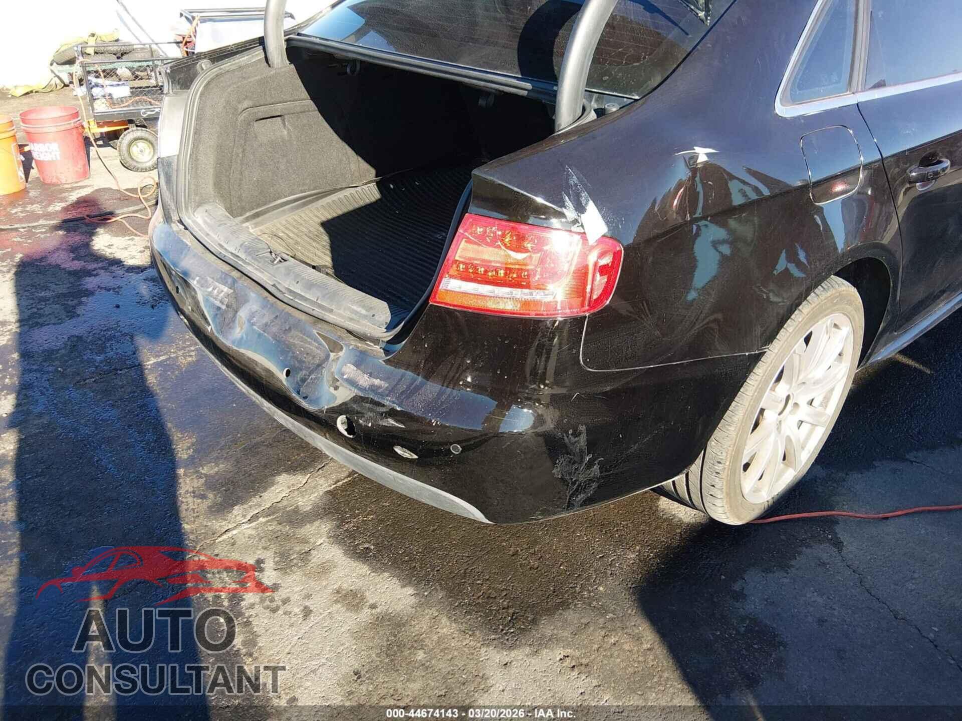 AUDI A4 2012 - WAUEFAFL6CN018003