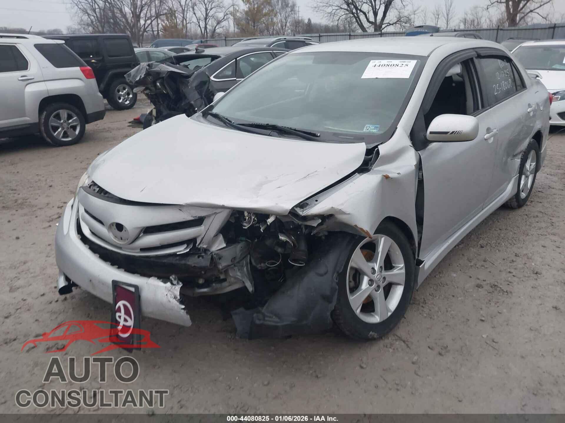 TOYOTA COROLLA 2013 - 2T1BU4EE3DC965780