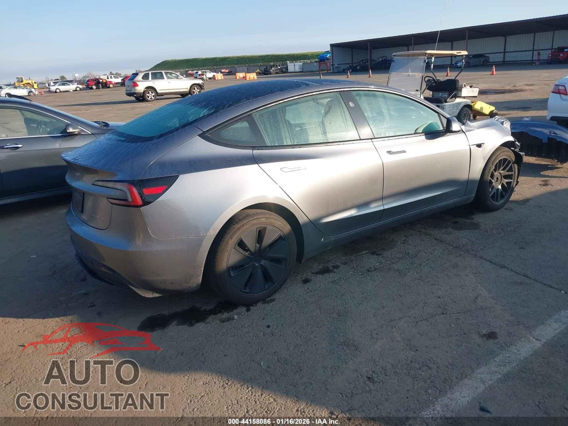 TESLA MODEL 3 2025 - 5YJ3E1EB4SF875083