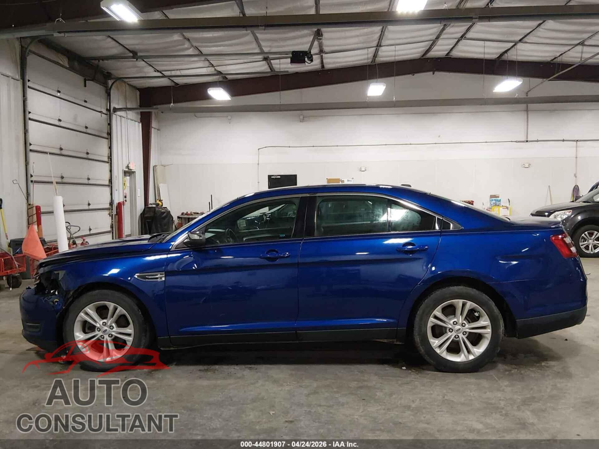 FORD TAURUS 2015 - 1FAHP2E80FG100579