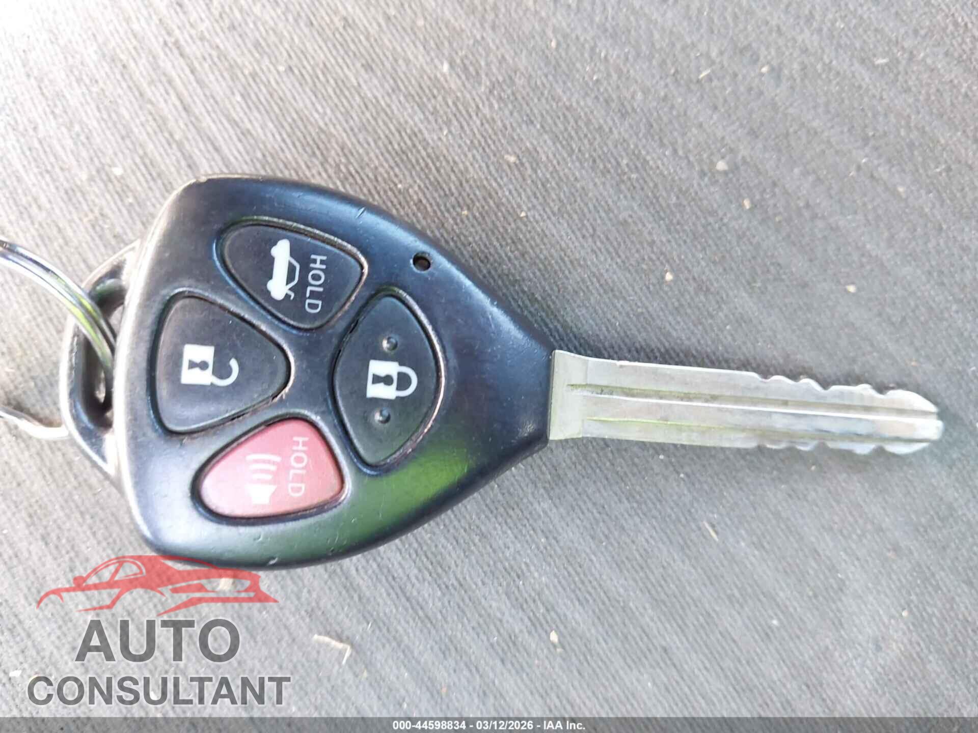 TOYOTA COROLLA 2011 - 2T1BU4EEXBC597918