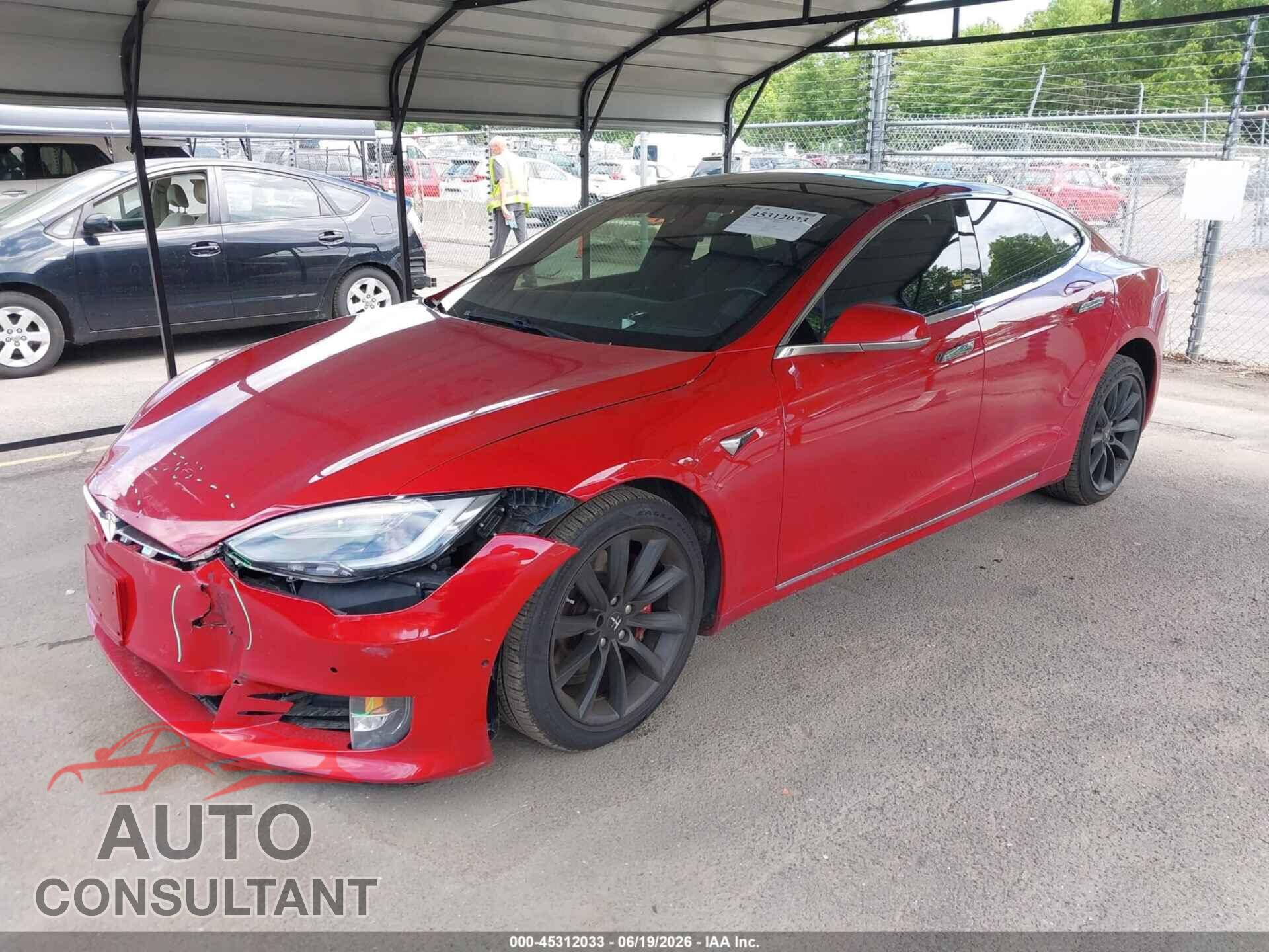 TESLA MODEL S 2017 - 5YJSA1E25HF201153
