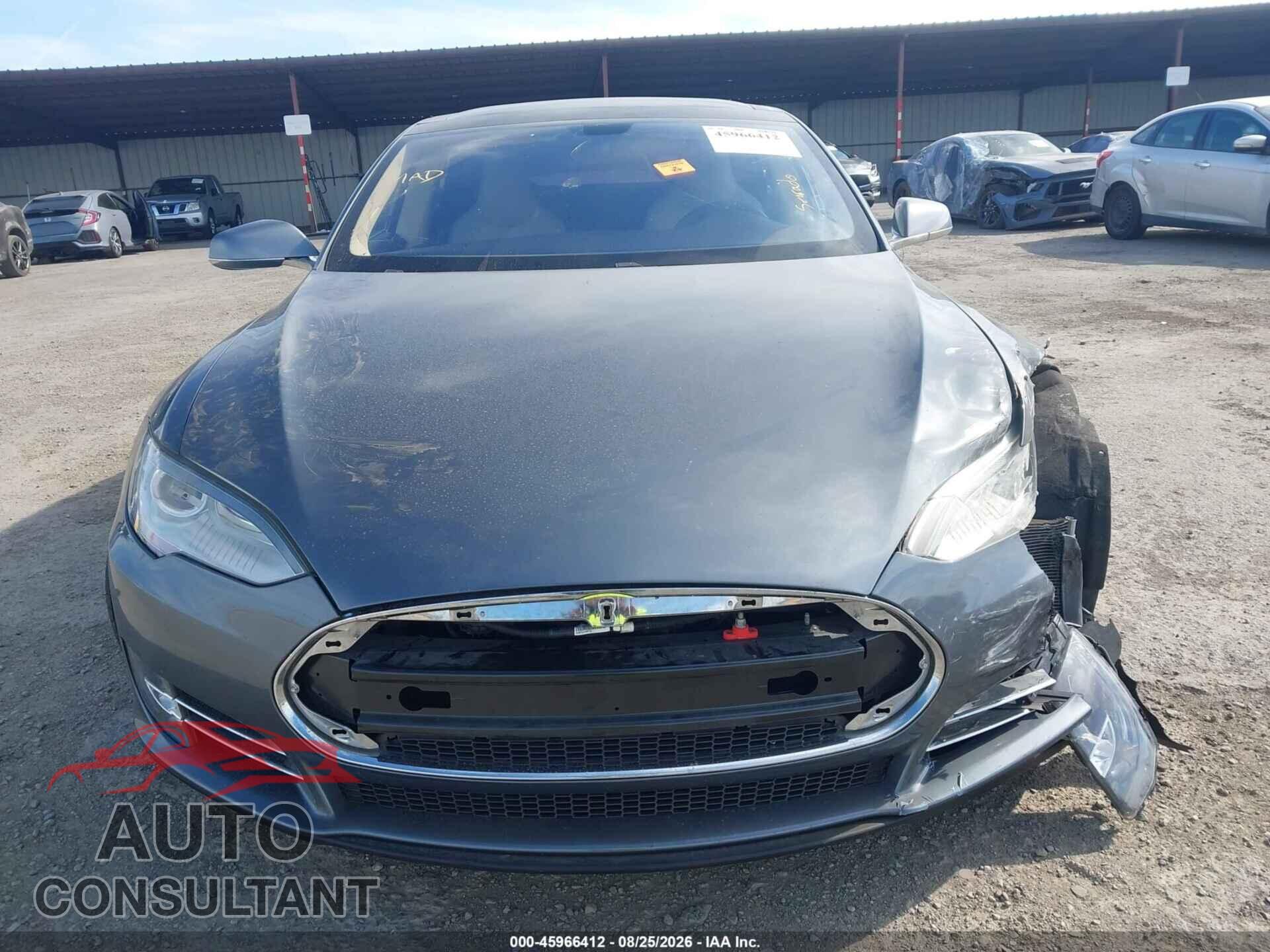 TESLA MODEL S 2013 - 5YJSA1DNXDFP06742