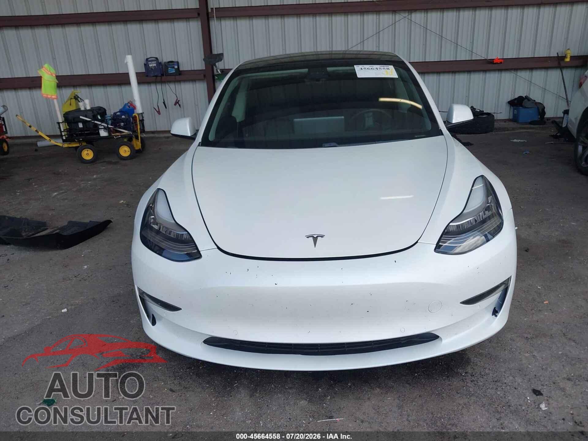 TESLA MODEL 3 2021 - 5YJ3E1EA8MF856708