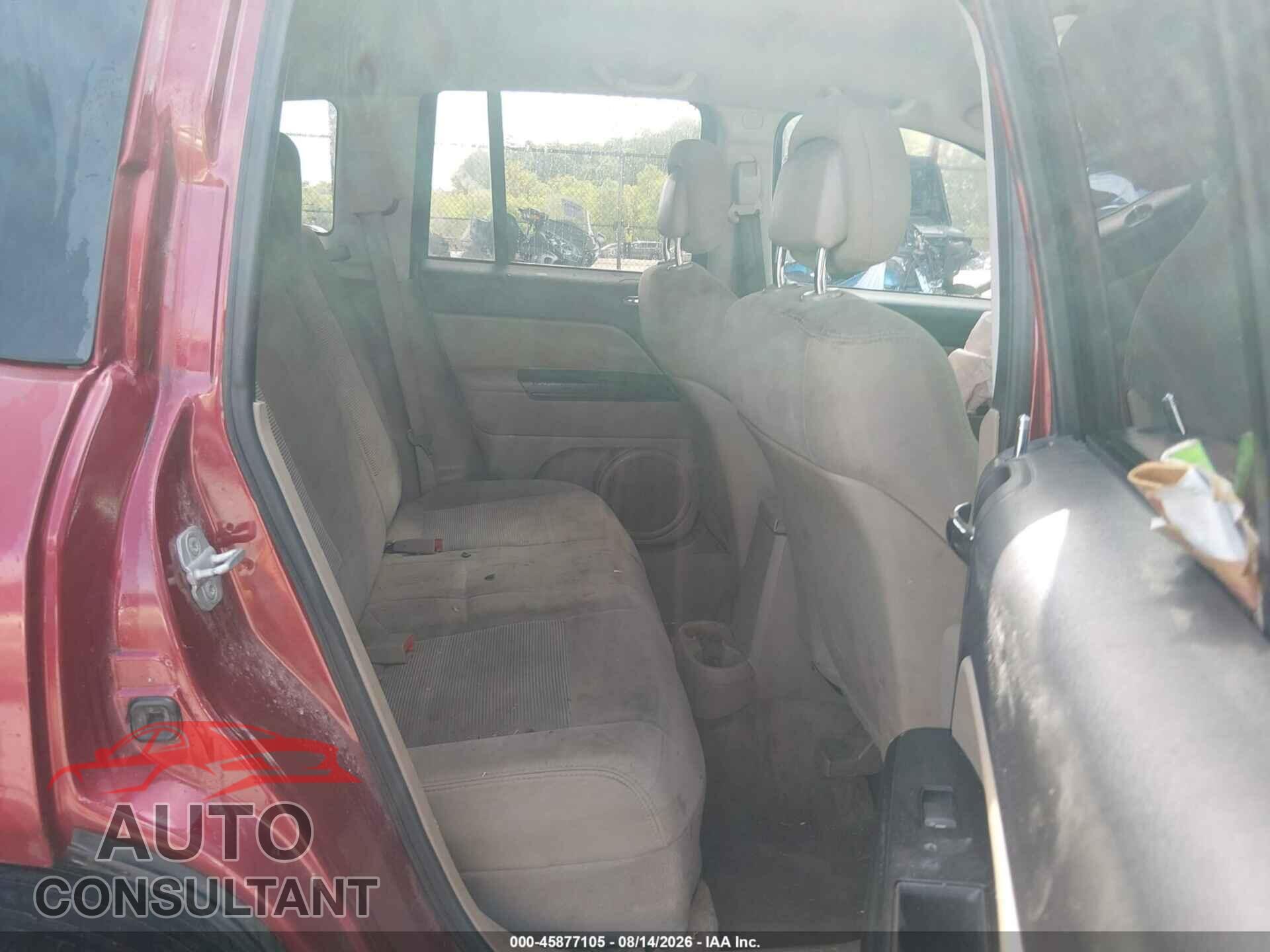 JEEP COMPASS 2013 - 1C4NJCBA4DD109375