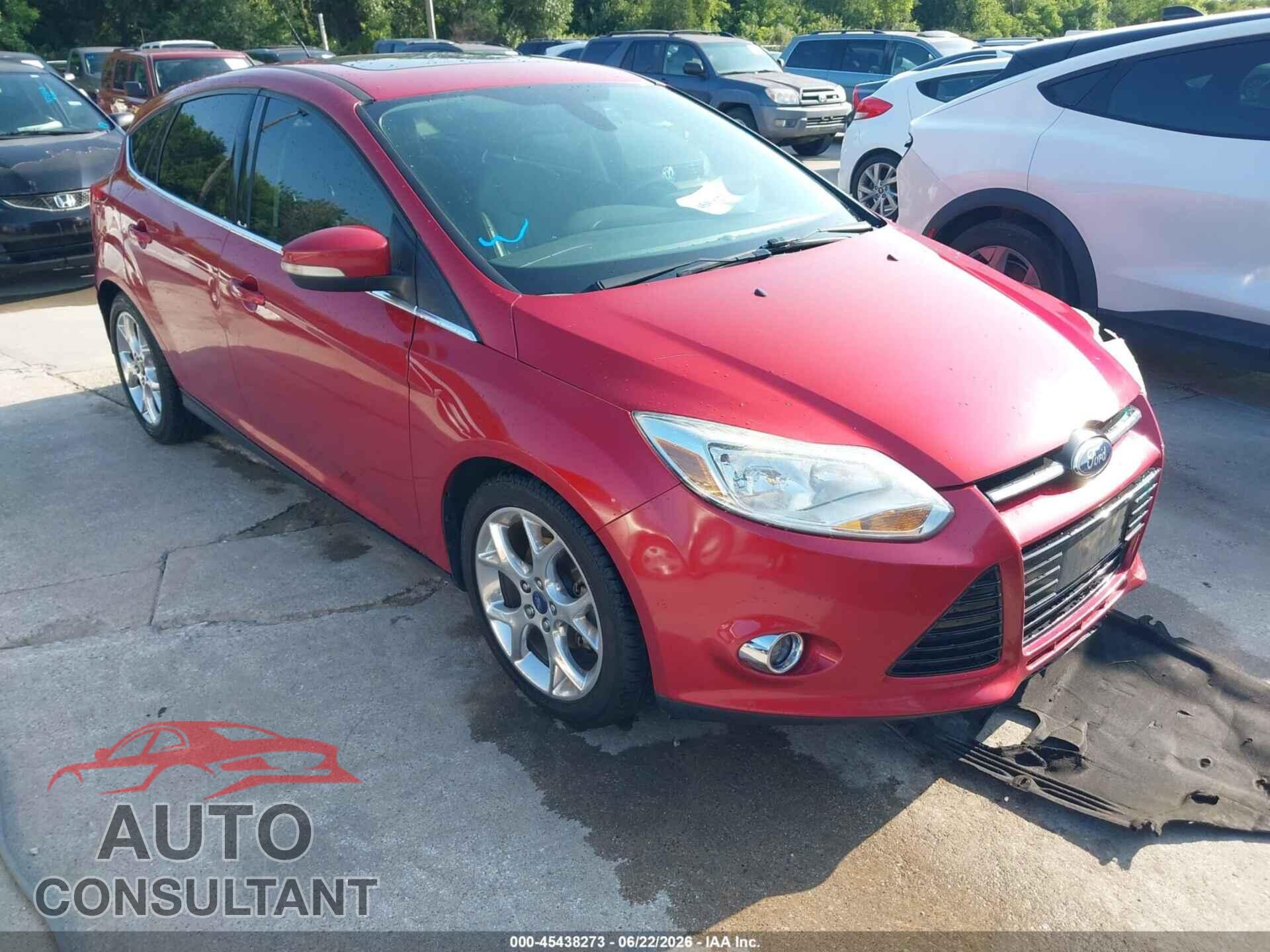 FORD FOCUS 2012 - 1FAHP3M28CL329646