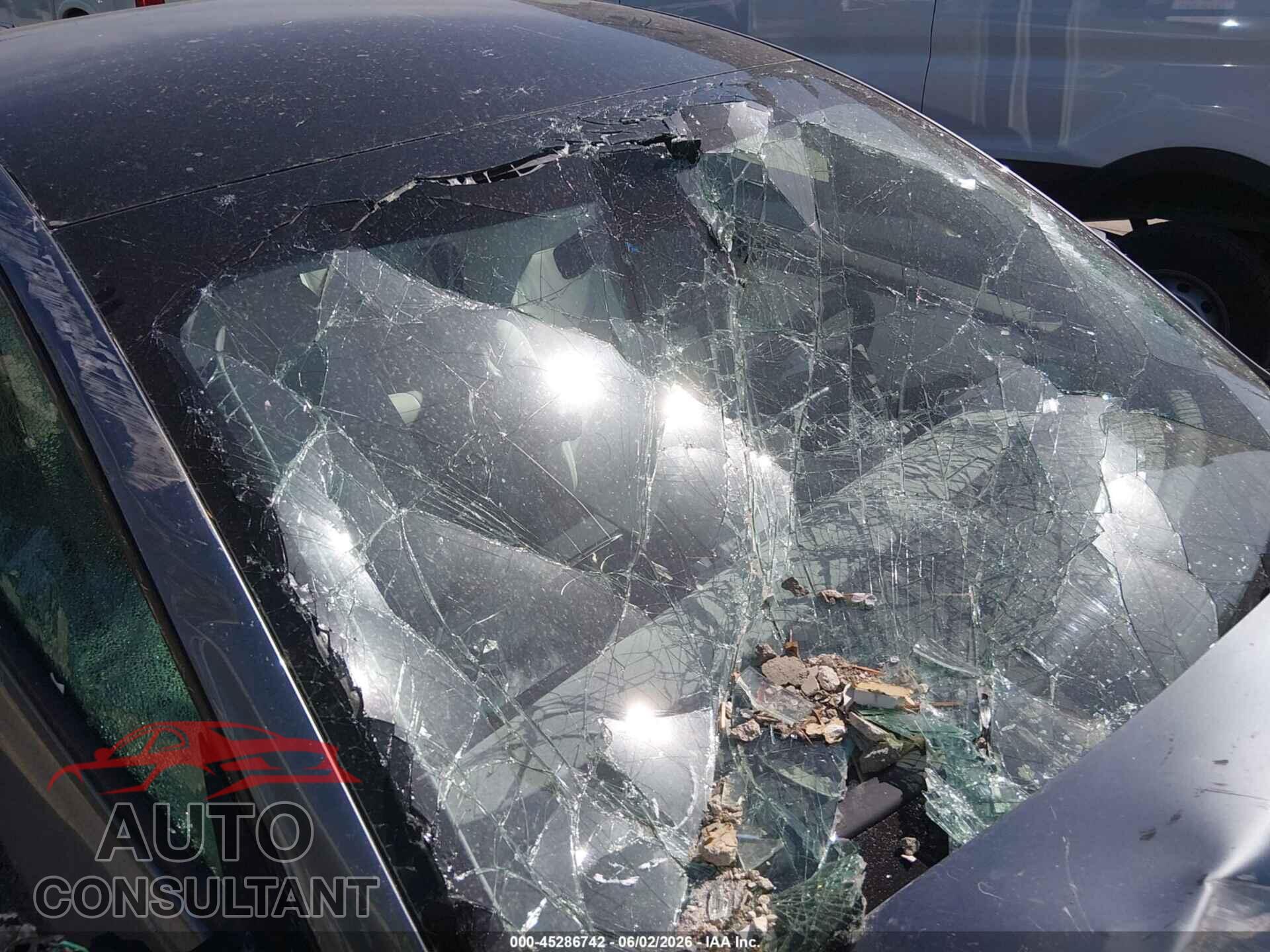 TESLA MODEL 3 2025 - 5YJ3E1EAXSF005796