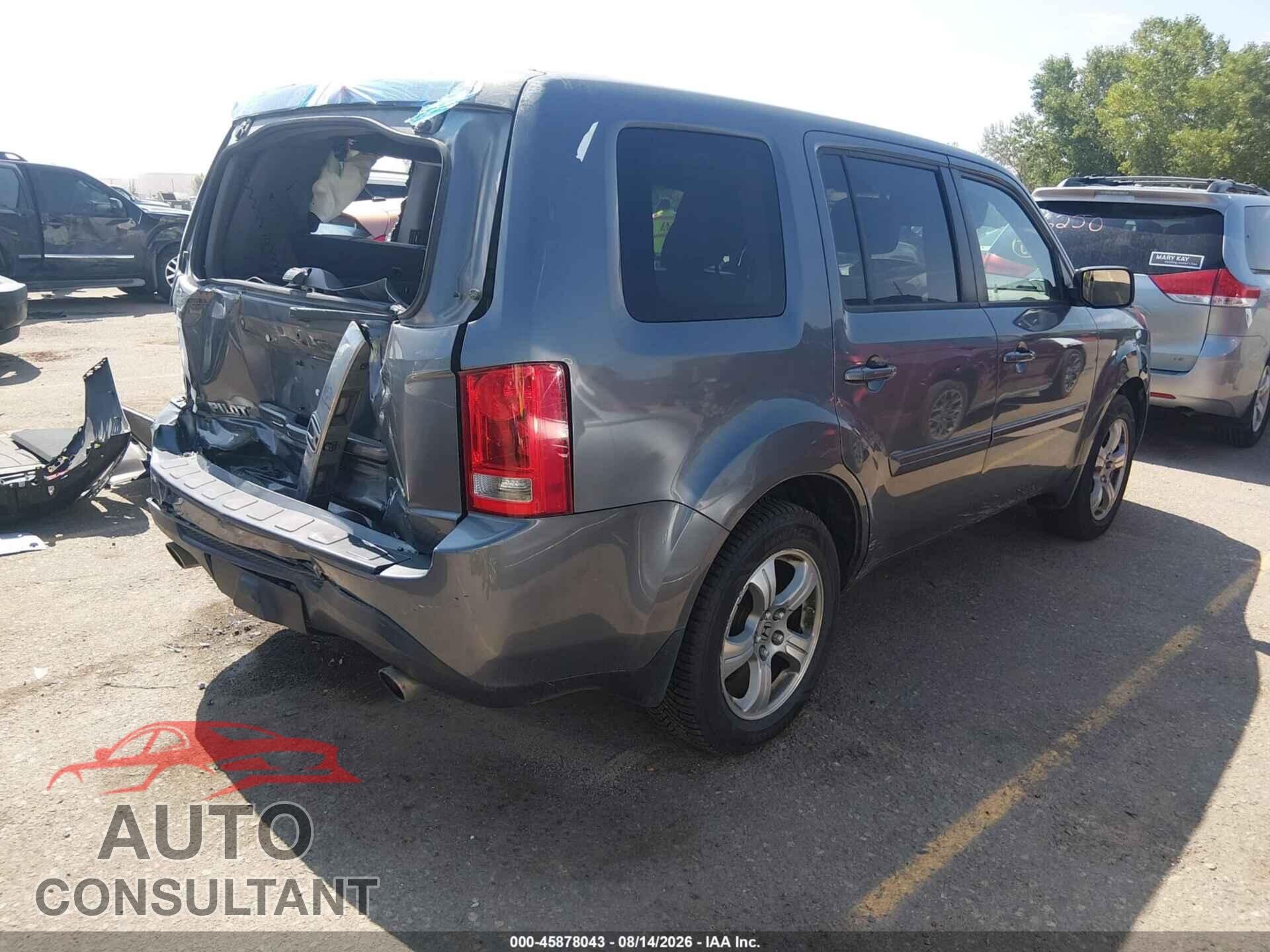 HONDA PILOT 2013 - 5FNYF4H40DB044443