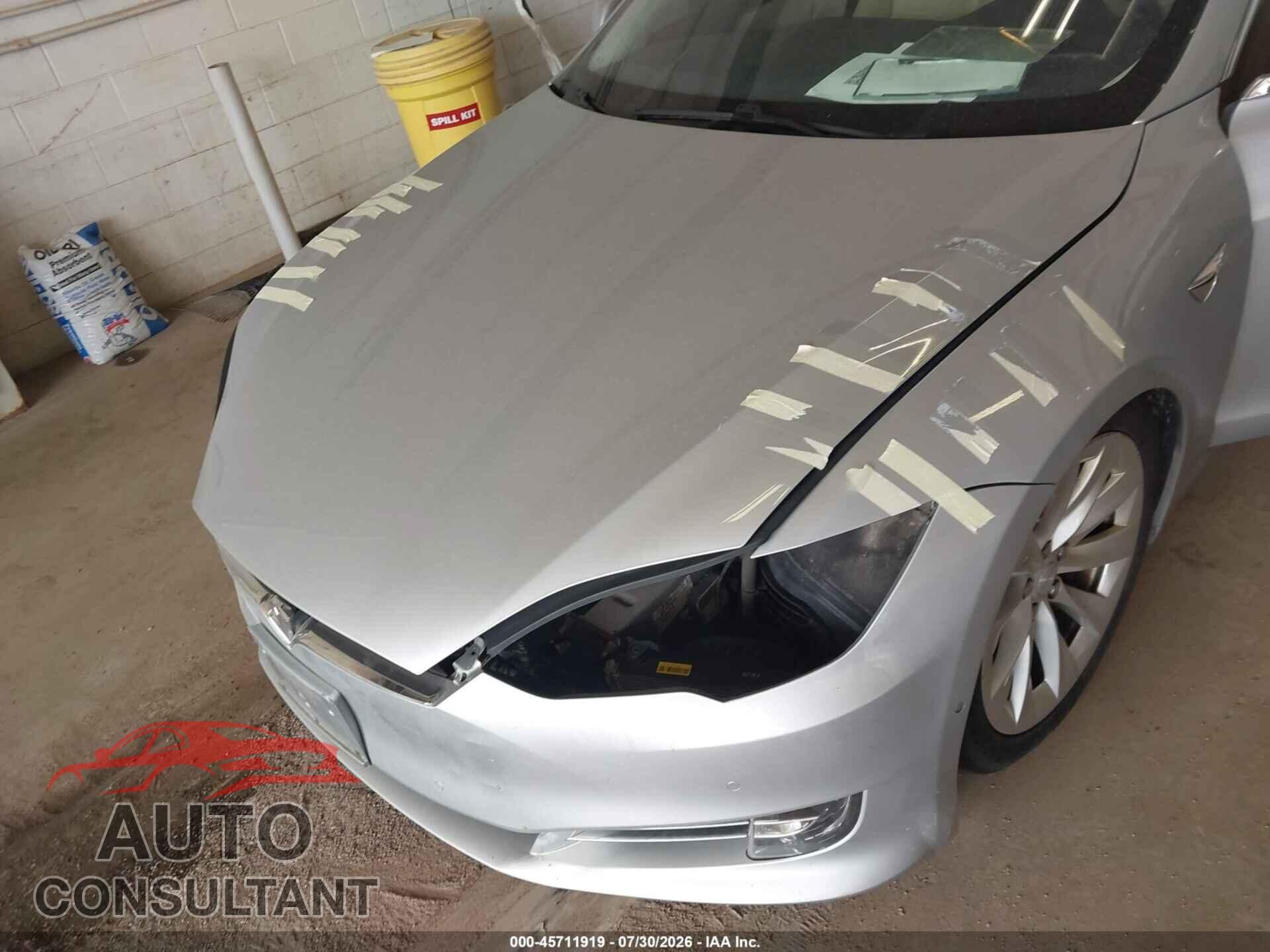 TESLA MODEL S 2017 - 5YJSA1E24HF211012