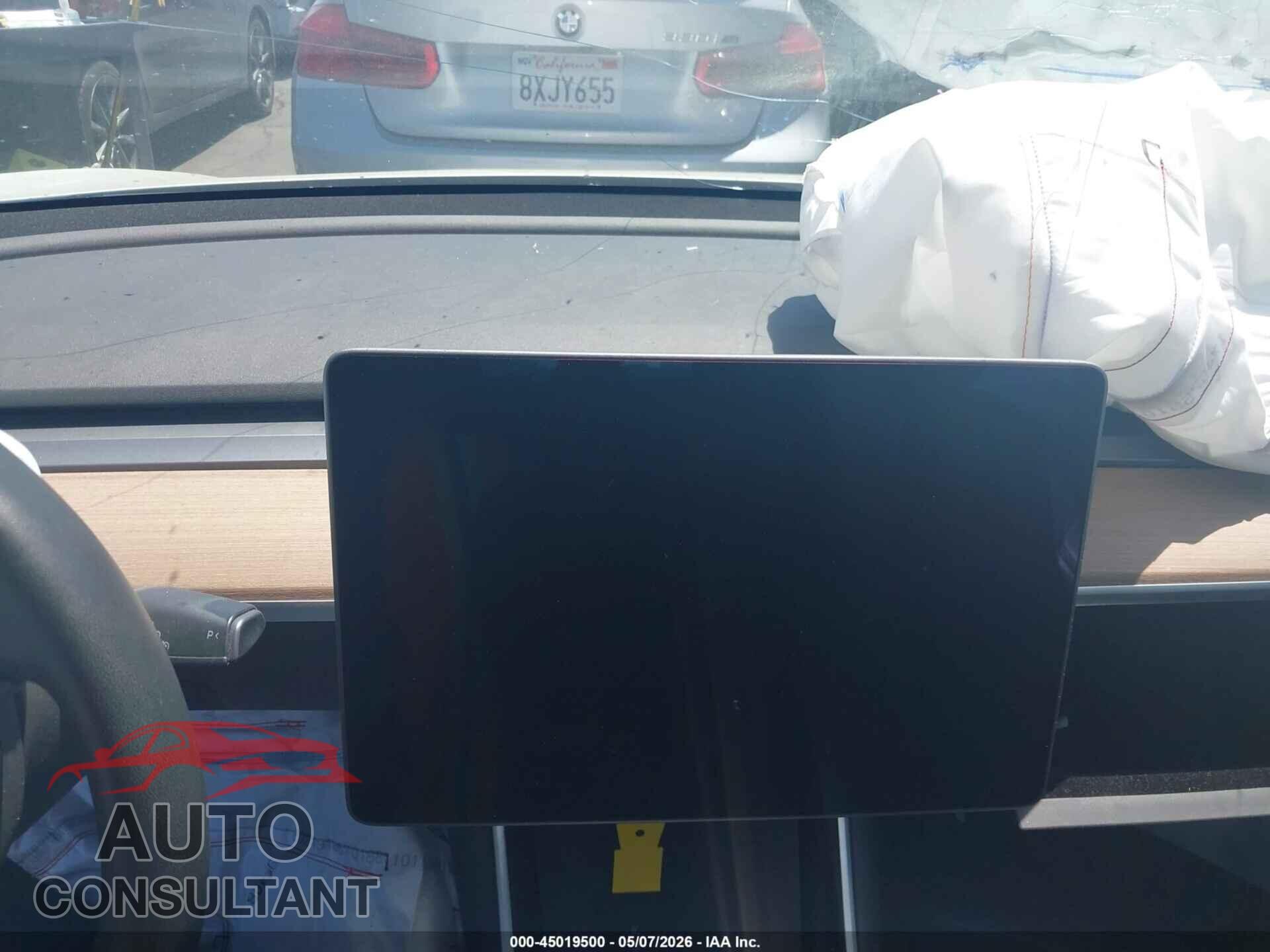 TESLA MODEL 3 2020 - 5YJ3E1EA2LF670077