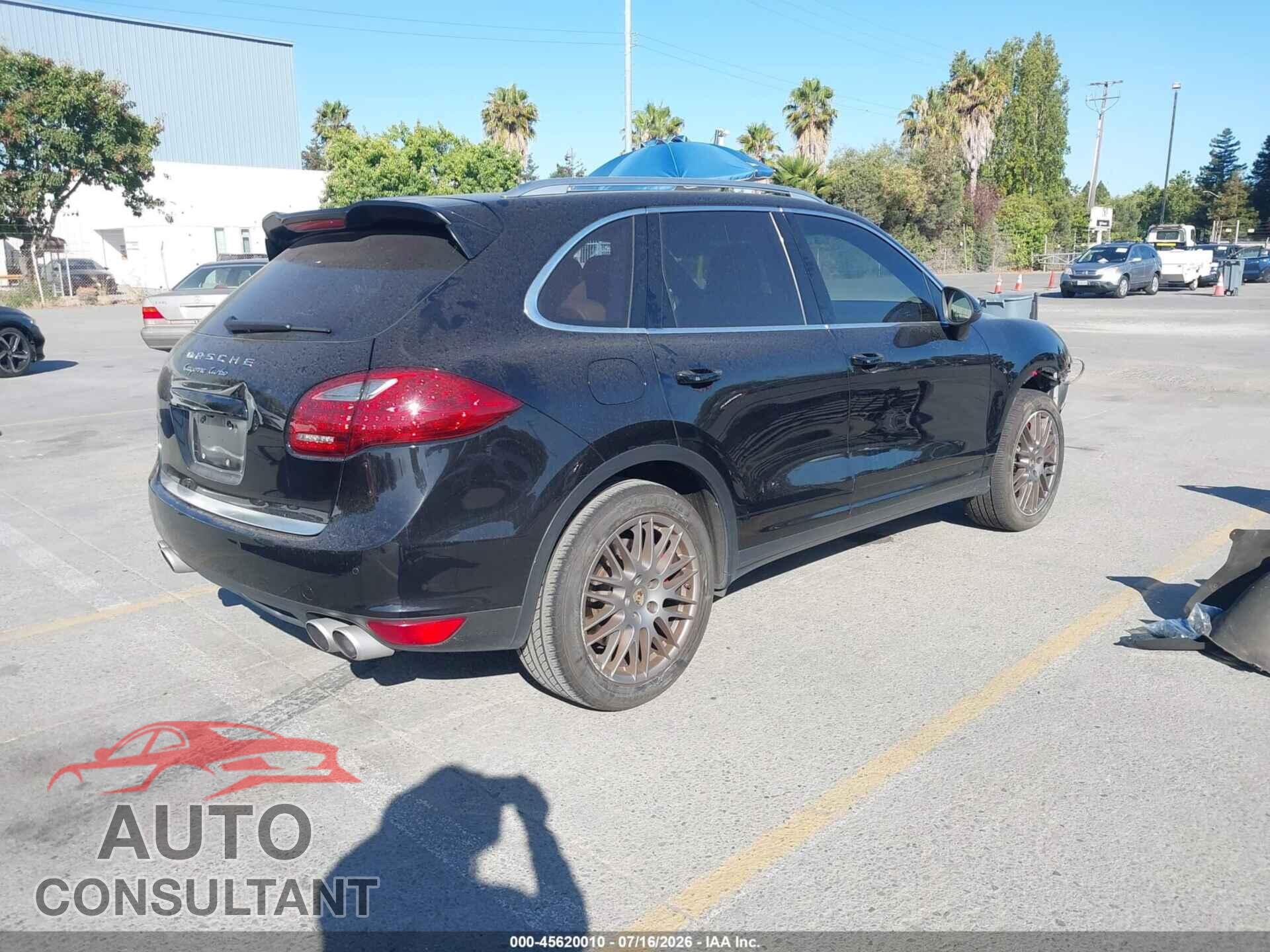 PORSCHE CAYENNE 2012 - WP1AC2A27CLA82656