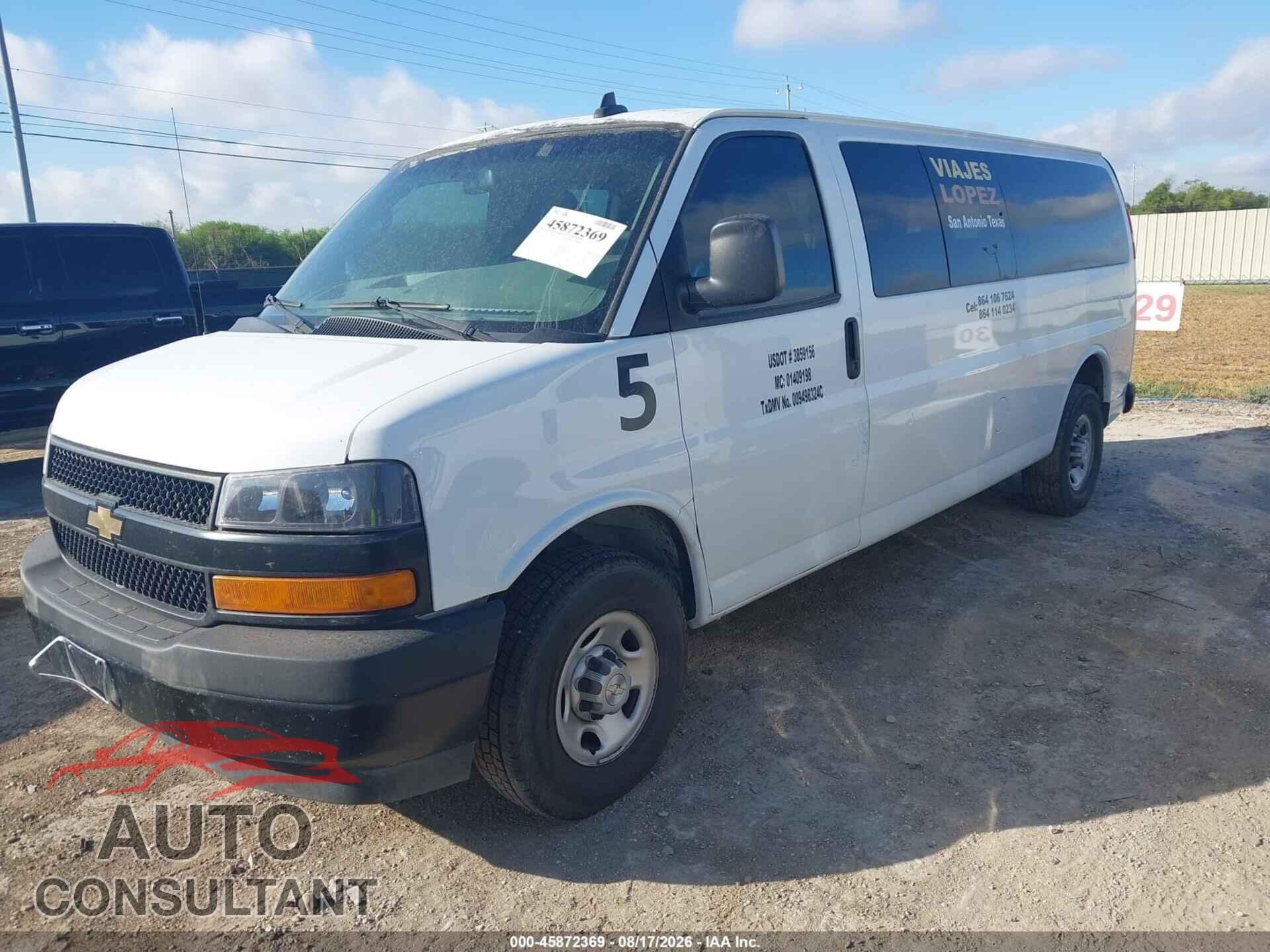 CHEVROLET EXPRESS PASSENGER 2021 - 1GAZGNFP9M1237101