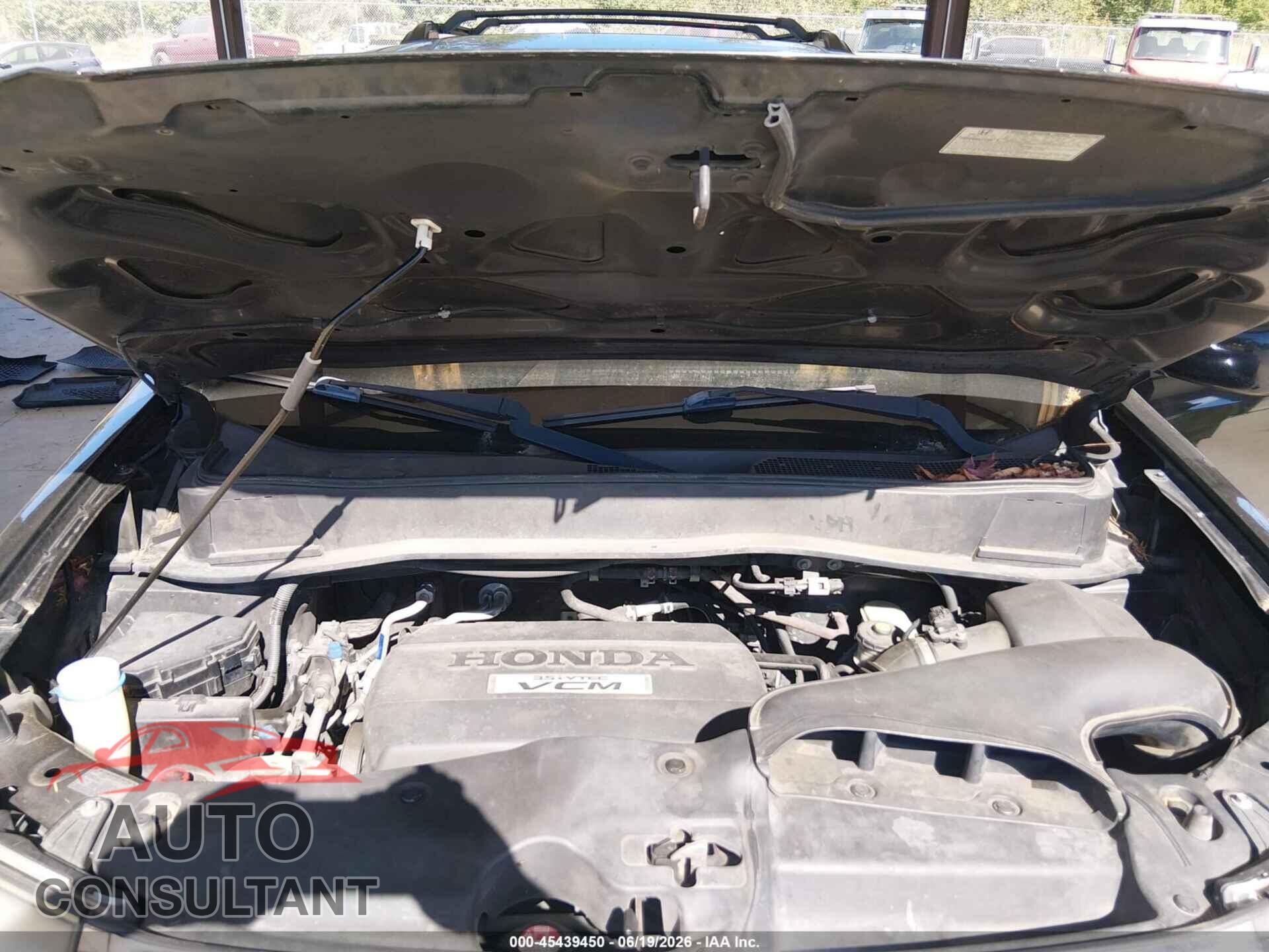 HONDA PILOT 2010 - 5FNYF4H92AB014352