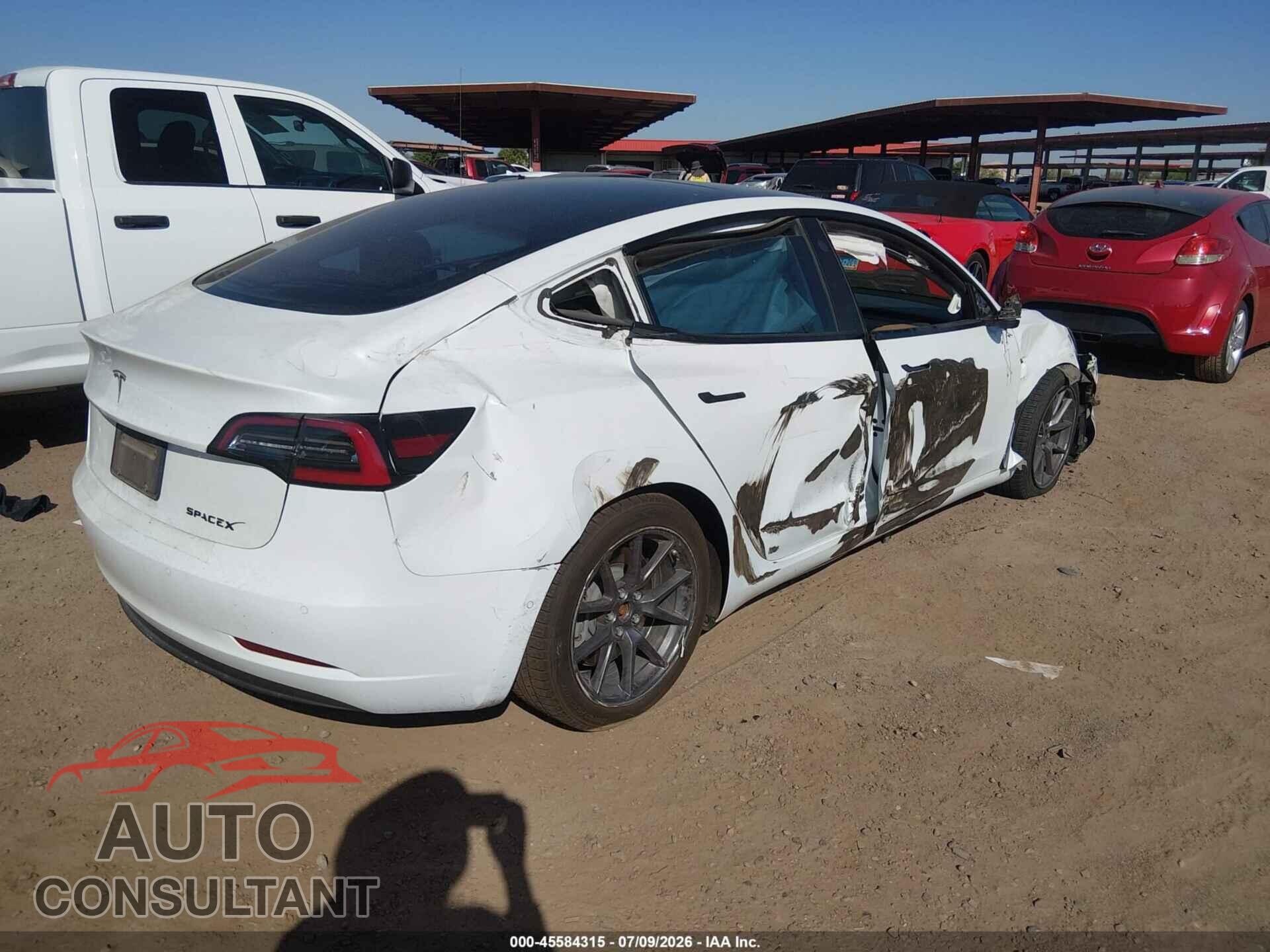 TESLA MODEL 3 2021 - 5YJ3E1EA8MF002141