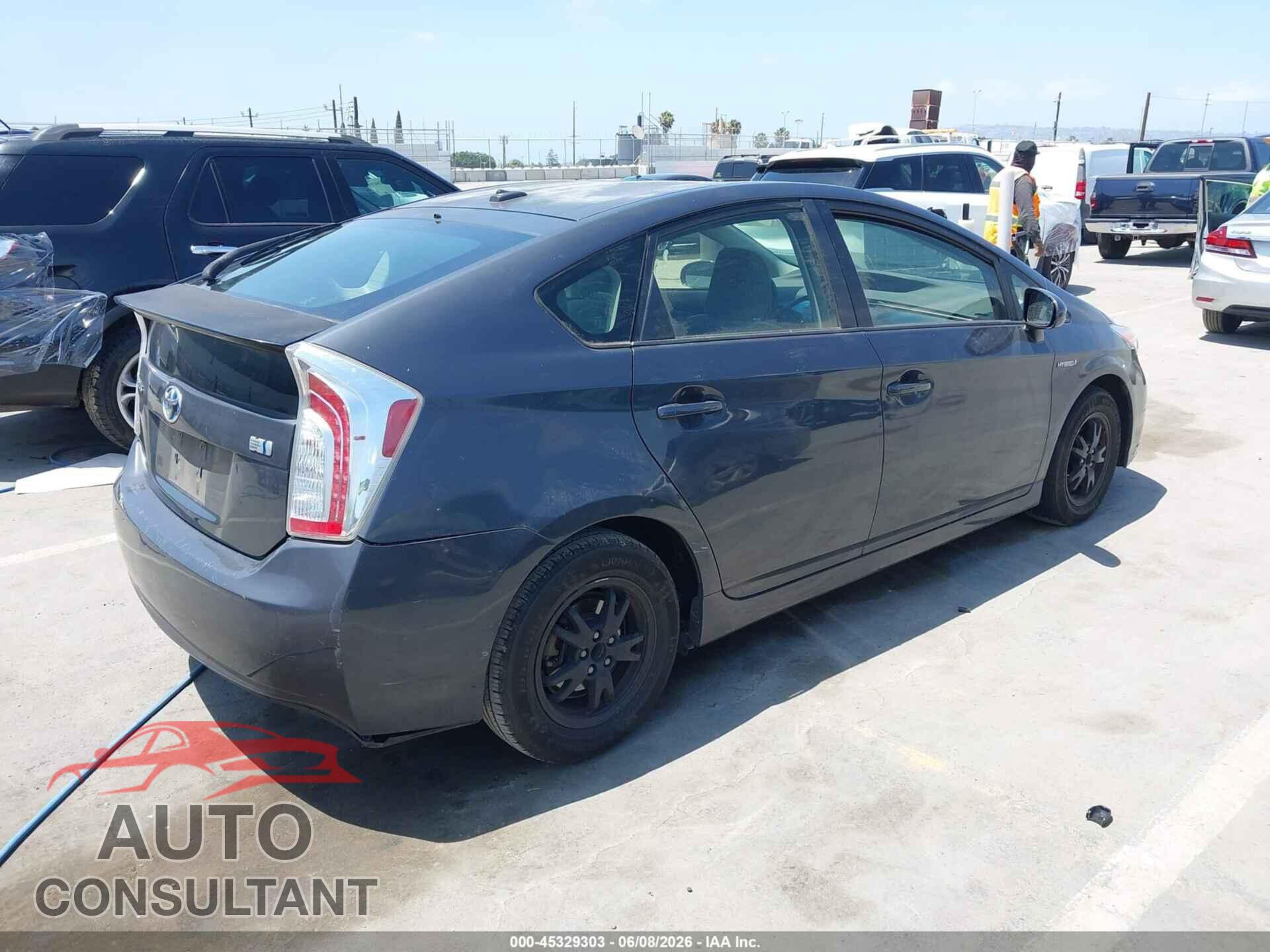 TOYOTA PRIUS 2014 - JTDKN3DU5E1754375