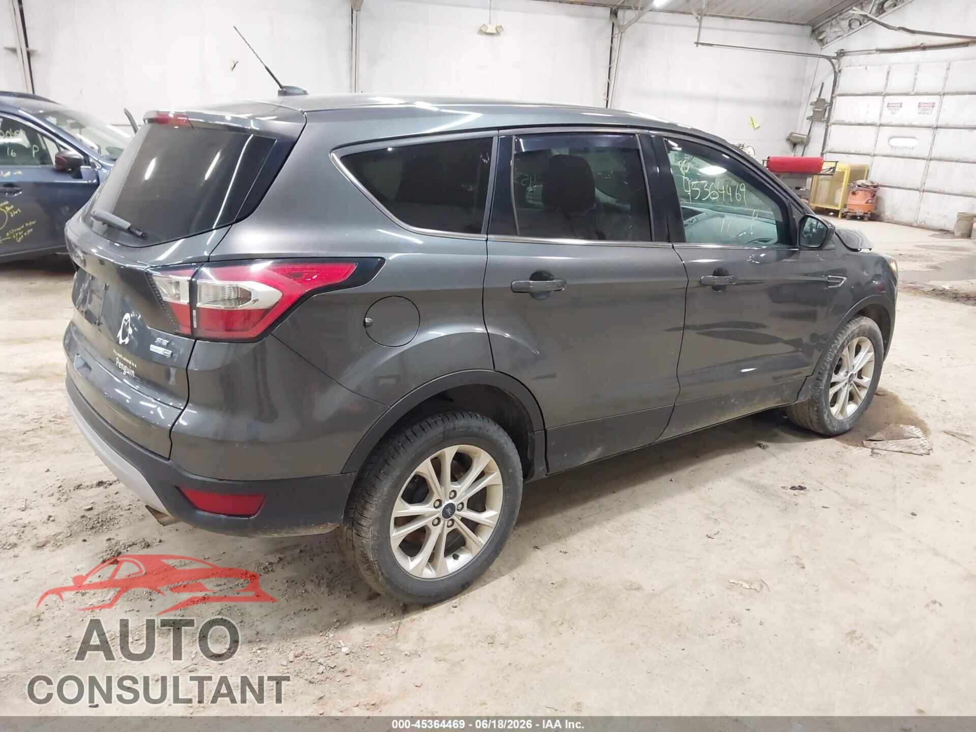 FORD ESCAPE 2017 - 1FMCU9GD9HUB86961