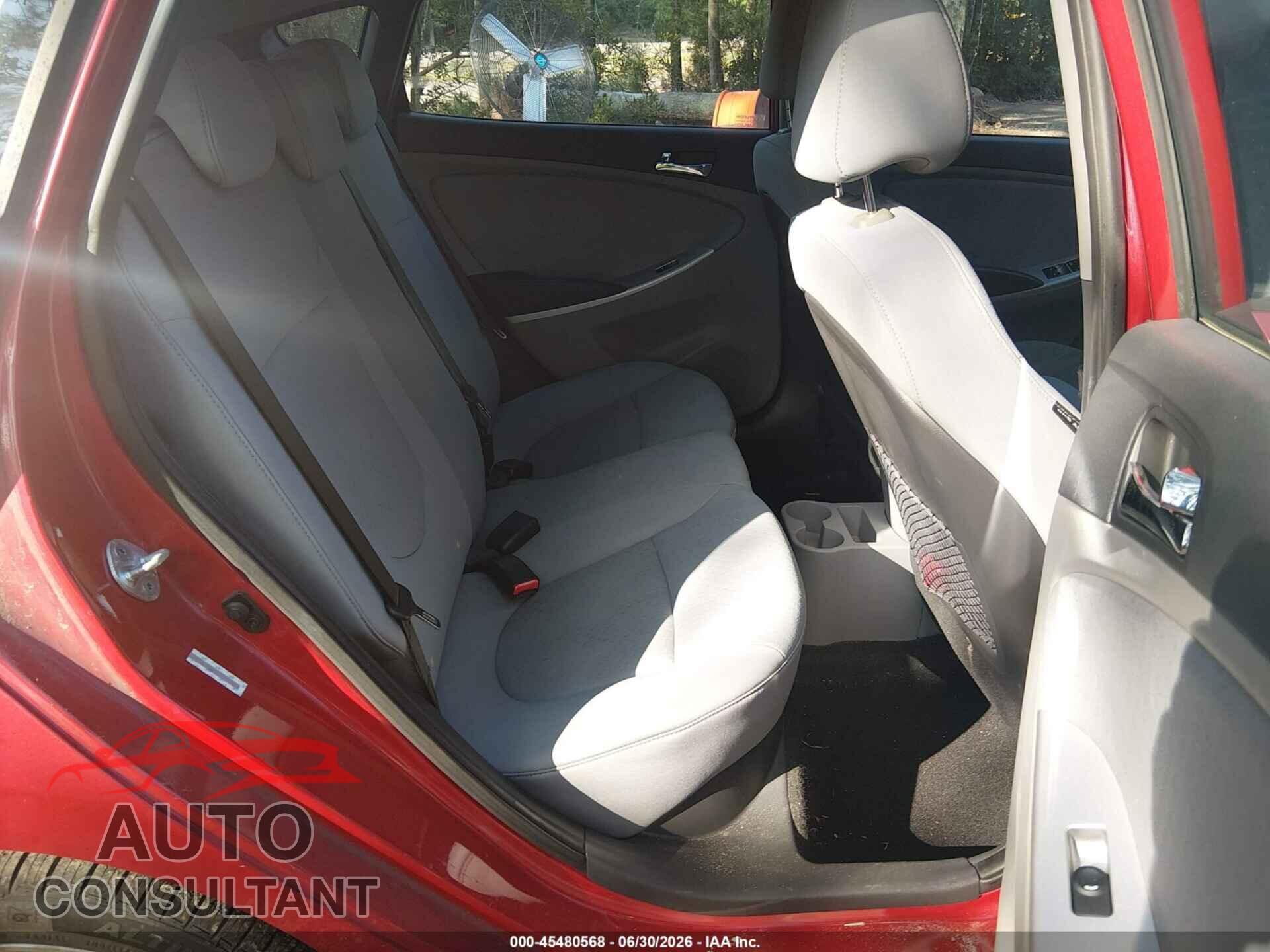 HYUNDAI ACCENT 2013 - KMHCU5AE4DU104042