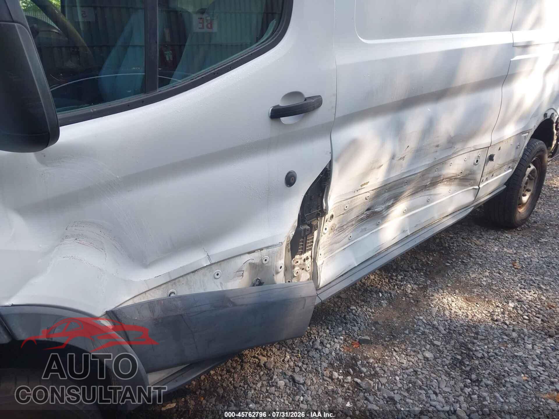 FORD TRANSIT-250 2015 - 1FTNR2CM7FKB07176