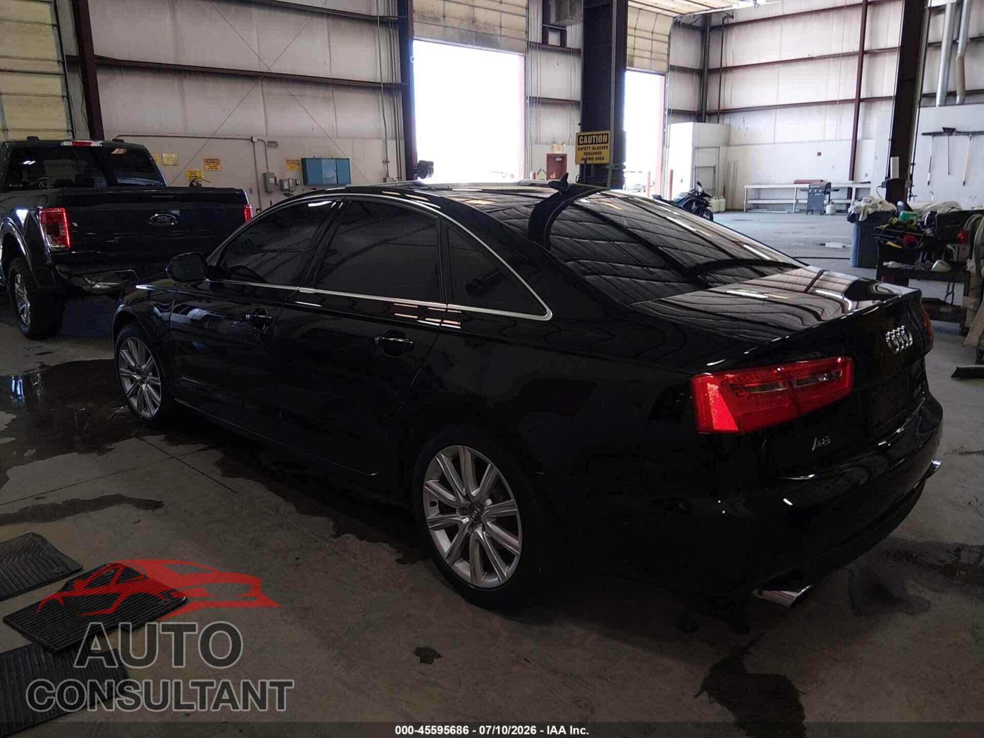 AUDI A6 2013 - WAUGFAFC8DN117903