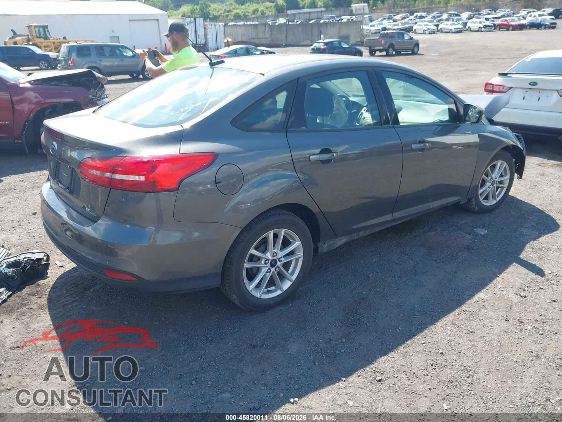 FORD FOCUS 2016 - 1FADP3F23GL224711