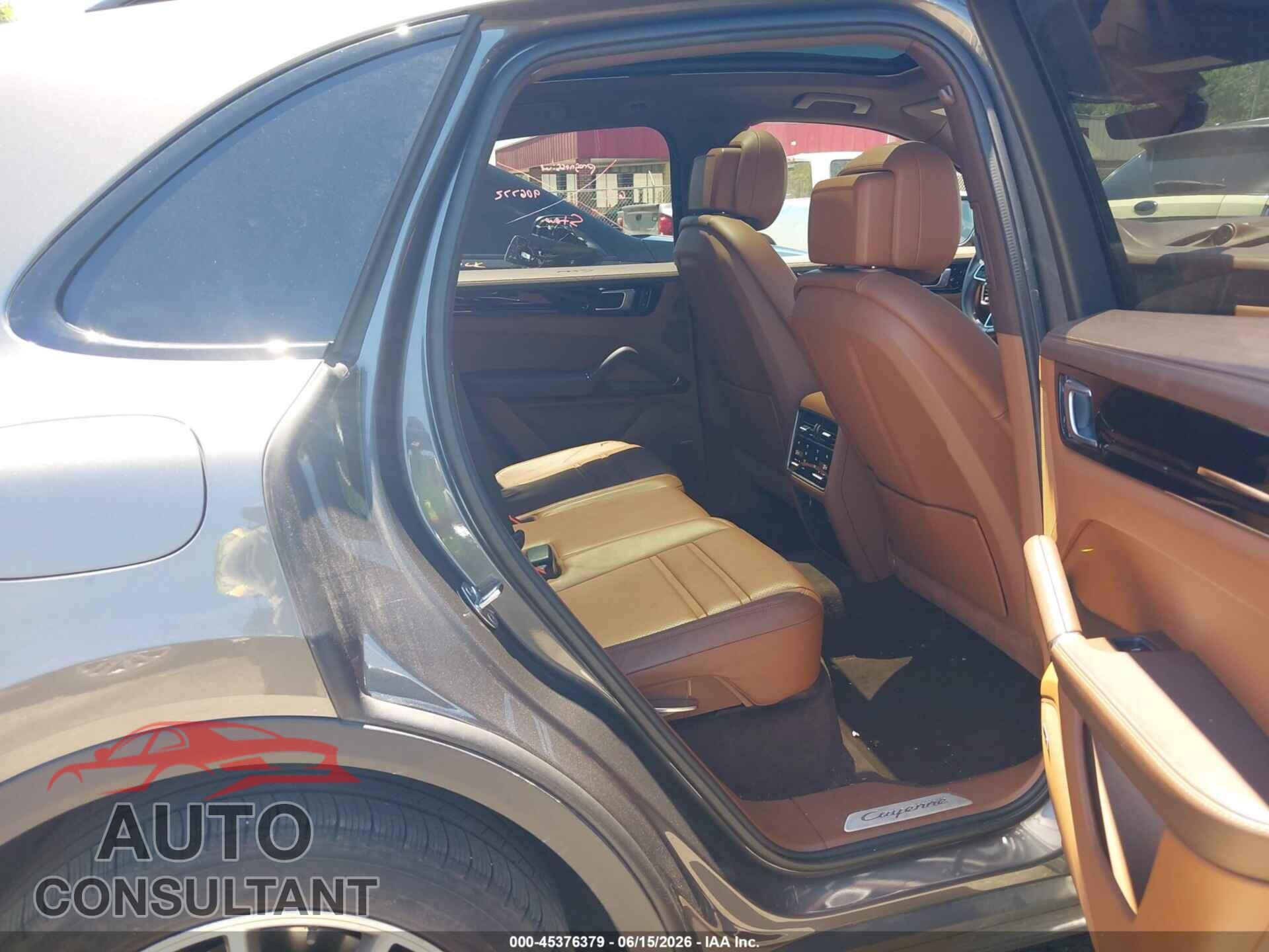 PORSCHE CAYENNE 2019 - WP1AA2AY9KDA05077