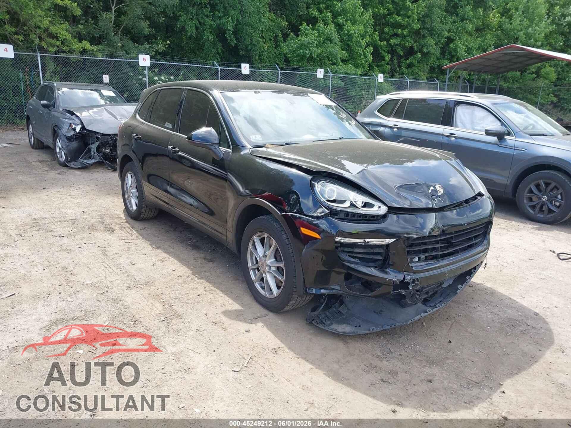 PORSCHE CAYENNE 2016 - WP1AA2A29GLA10546