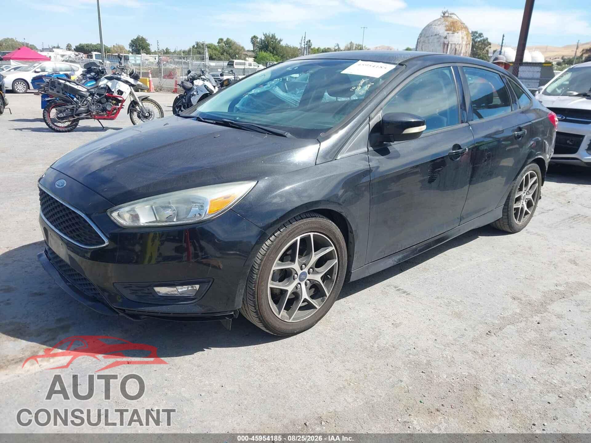 FORD FOCUS 2015 - 1FADP3F29FL241592