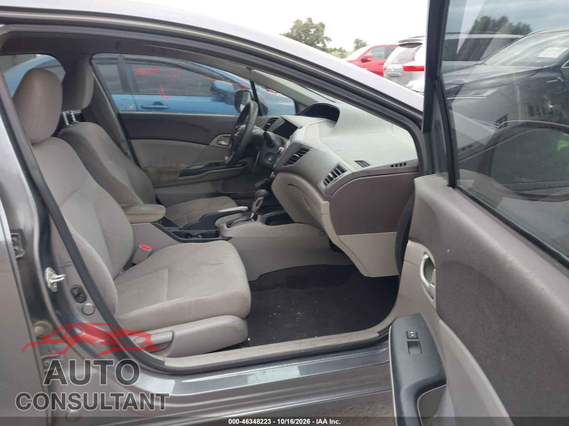 HONDA CIVIC 2012 - 2HGFB2F57CH317617