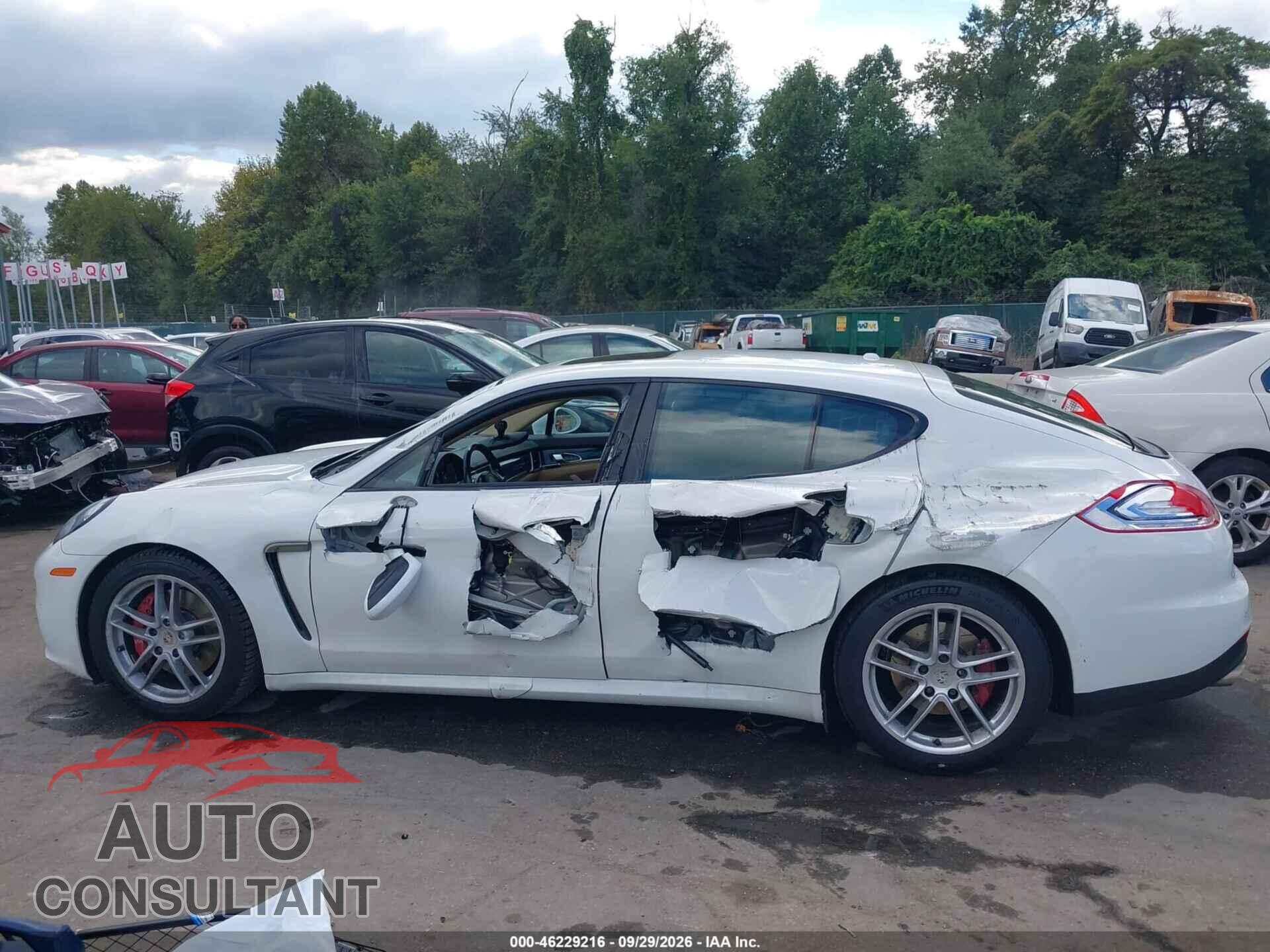 PORSCHE PANAMERA 2015 - WP0AA2A72FL003899