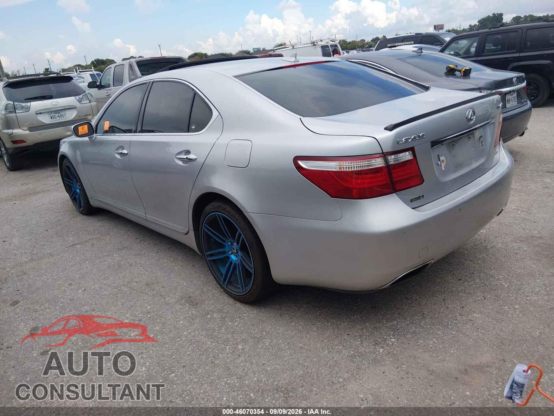 LEXUS LS 460 2009 - JTHCL46F895000625