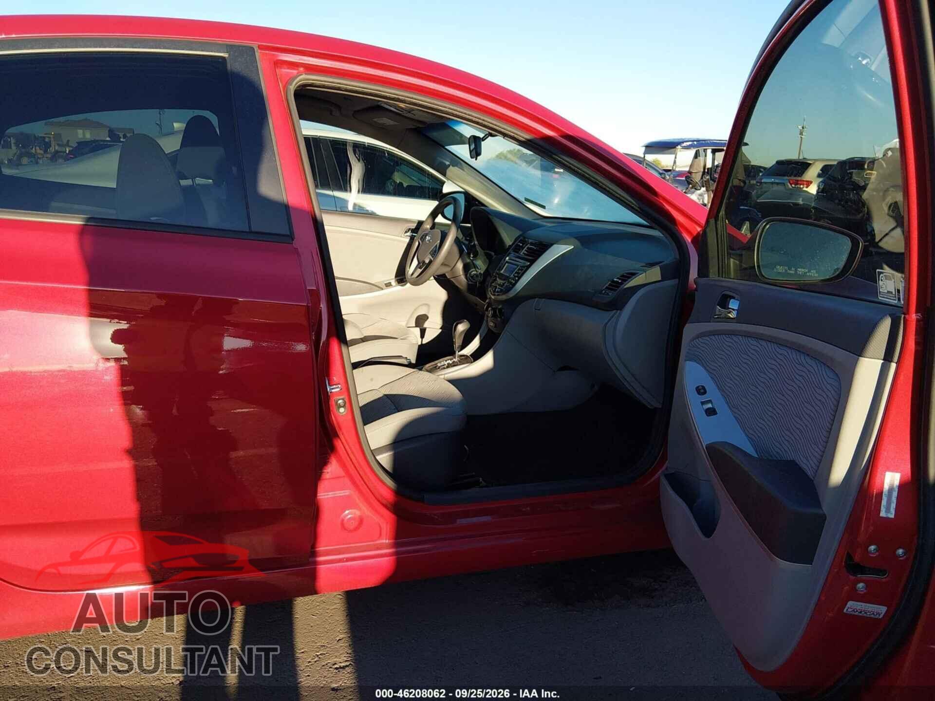 HYUNDAI ACCENT 2012 - KMHCU4AE5CU187912
