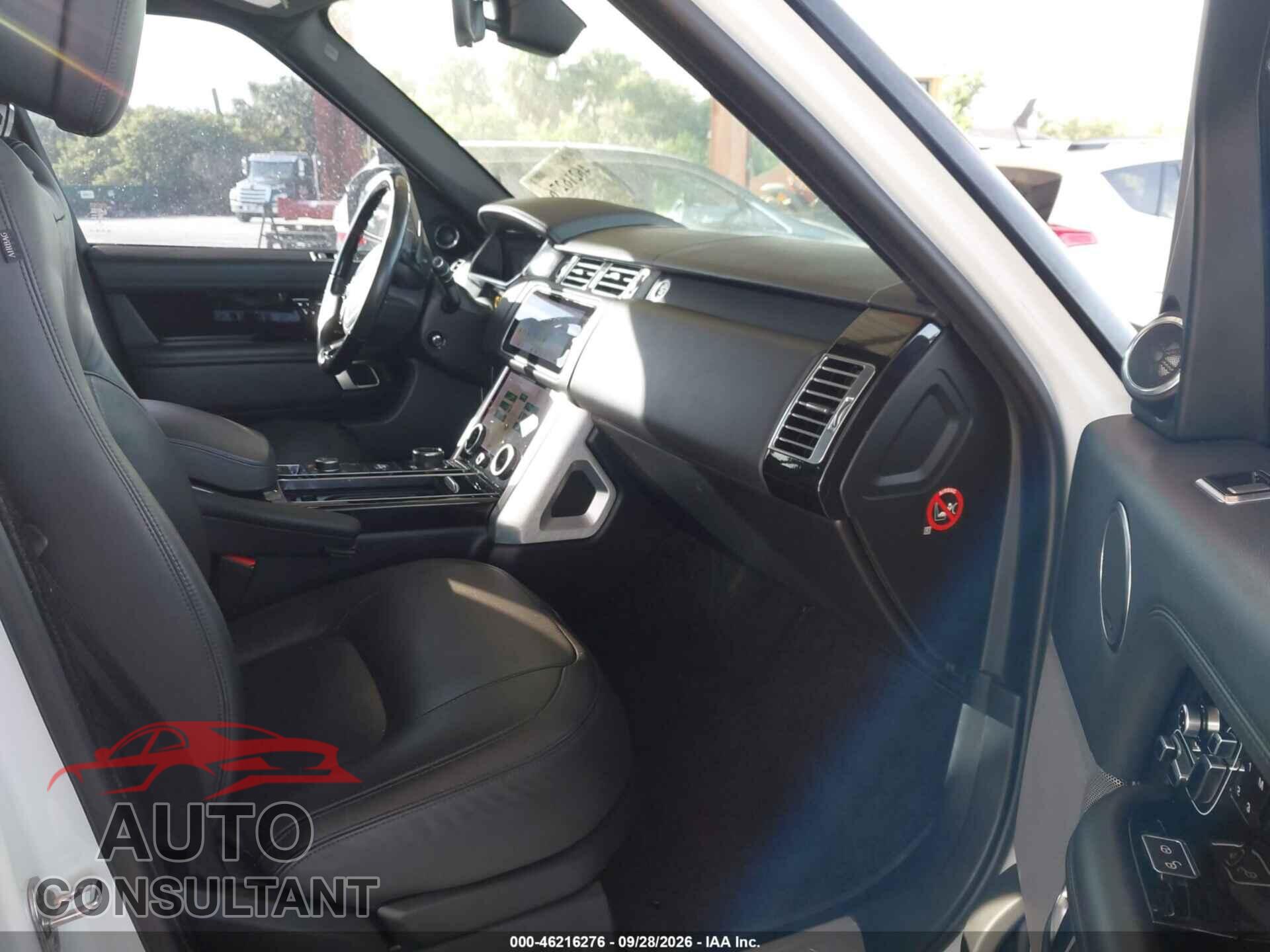 LAND ROVER RANGE ROVER 2018 - SALGS2SV3JA512529