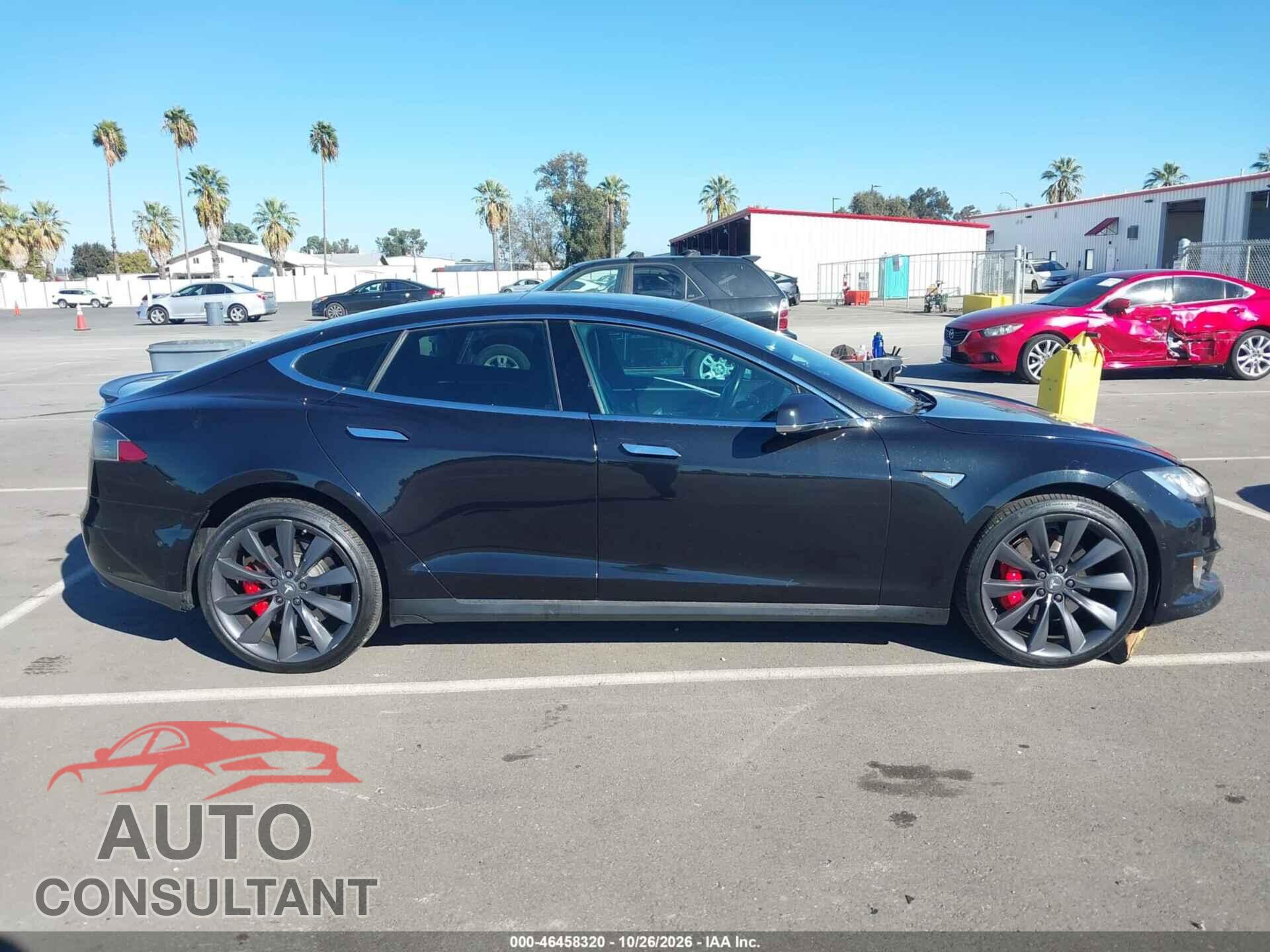 TESLA MODEL S 2015 - 5YJSA1V47FF100372