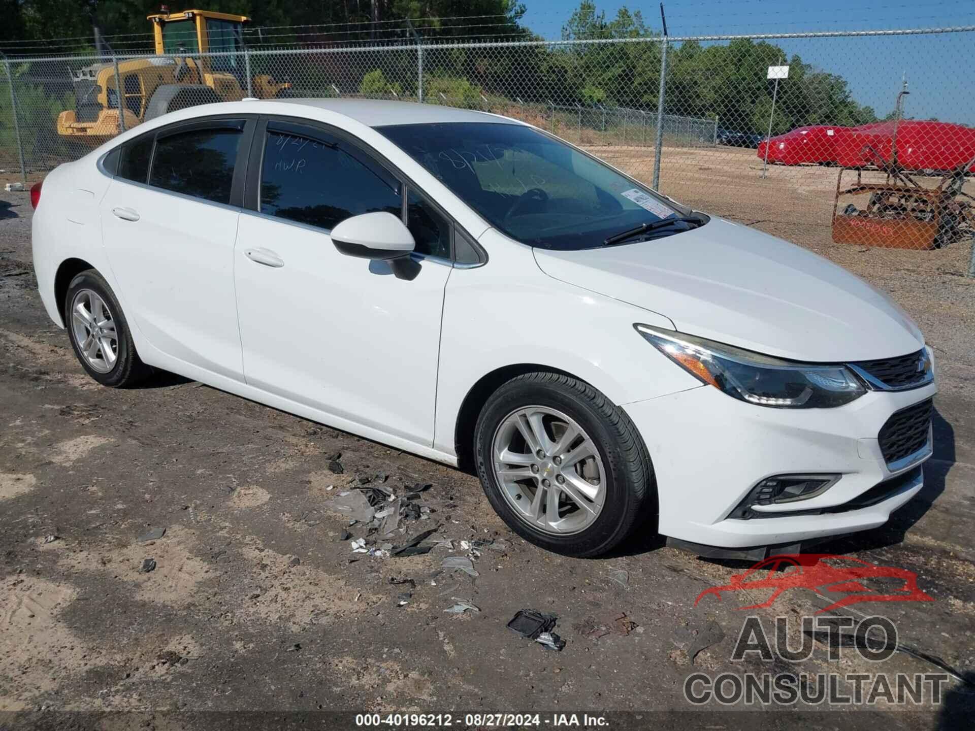 CHEVROLET CRUZE 2017 - 1G1BE5SM7H7185893