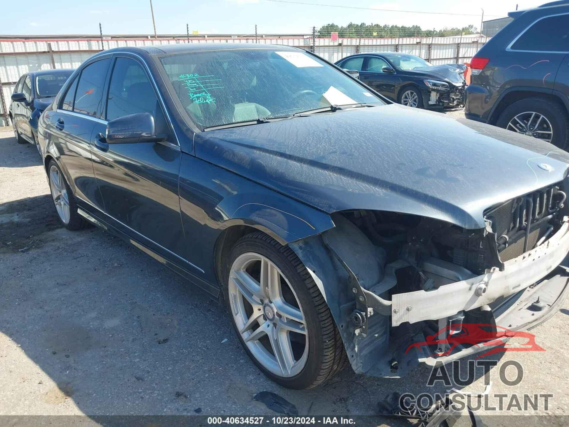 MERCEDES-BENZ C 300 2010 - WDDGF5EB0AF419734