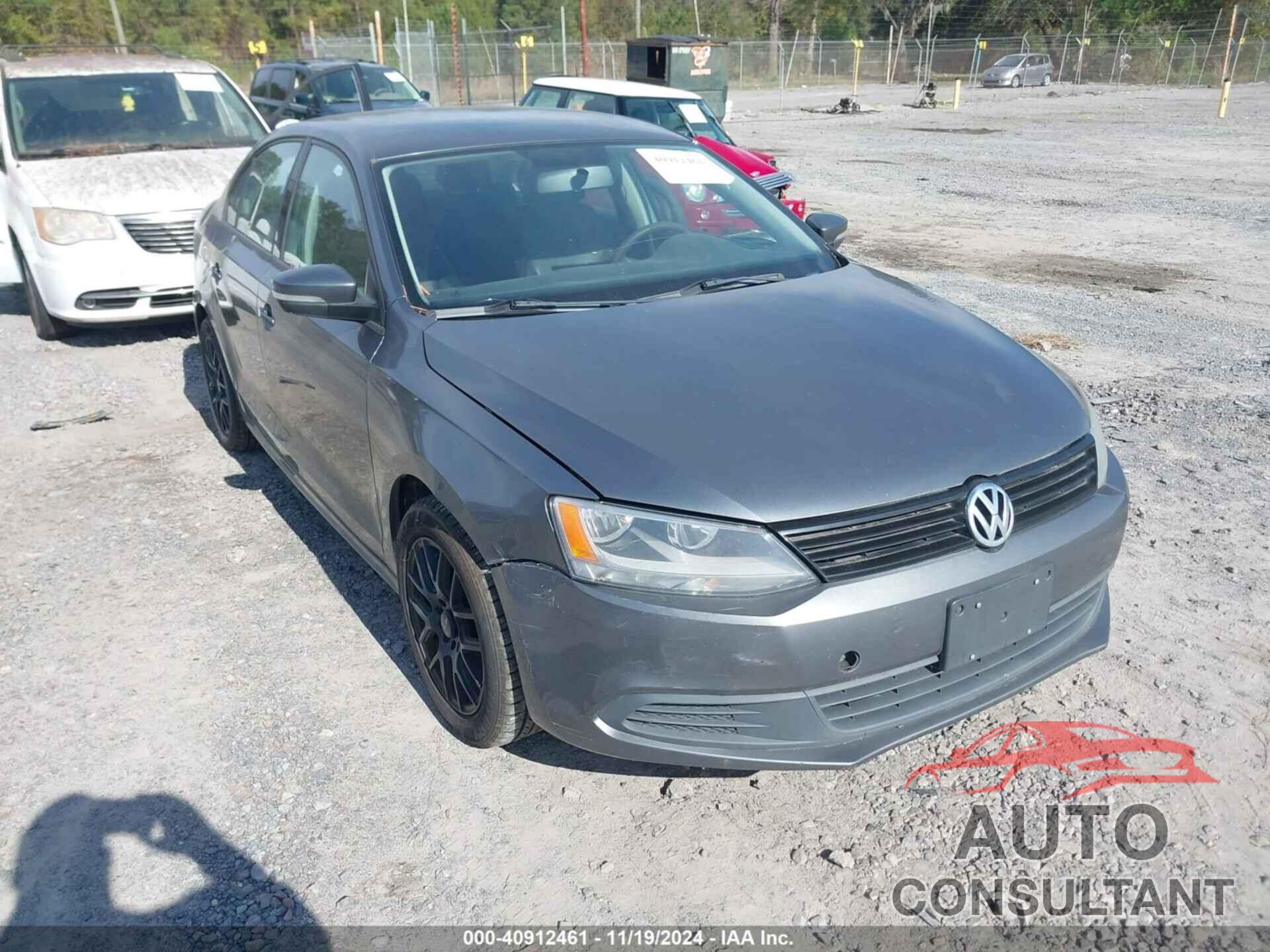 VOLKSWAGEN JETTA 2011 - 3VWDX7AJ2BM358193