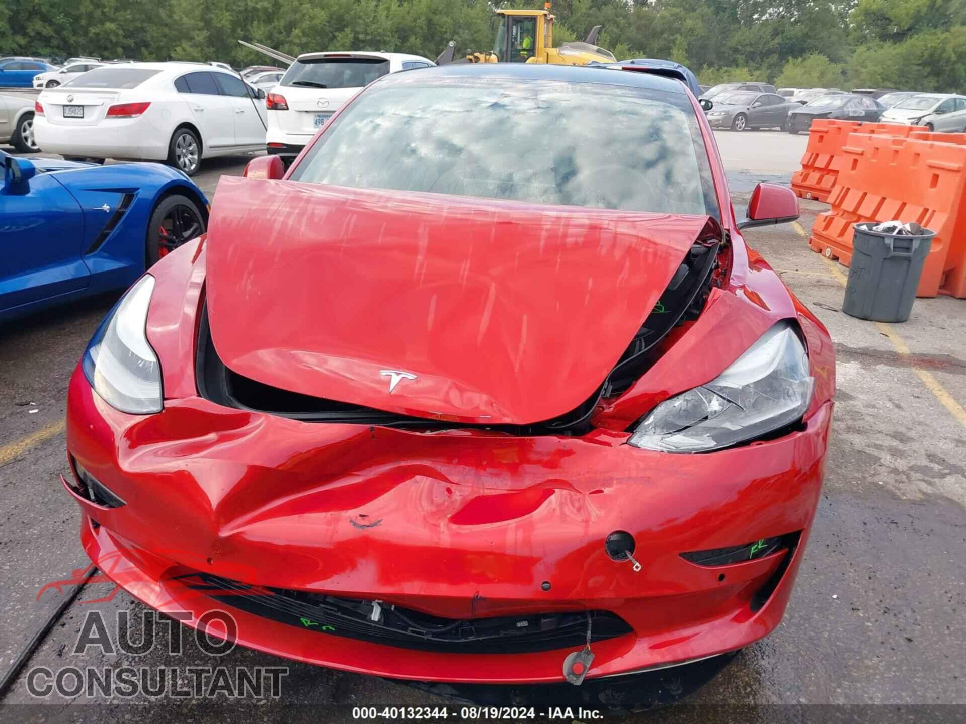 TESLA MODEL 3 2021 - 5YJ3E1EA2MF090300