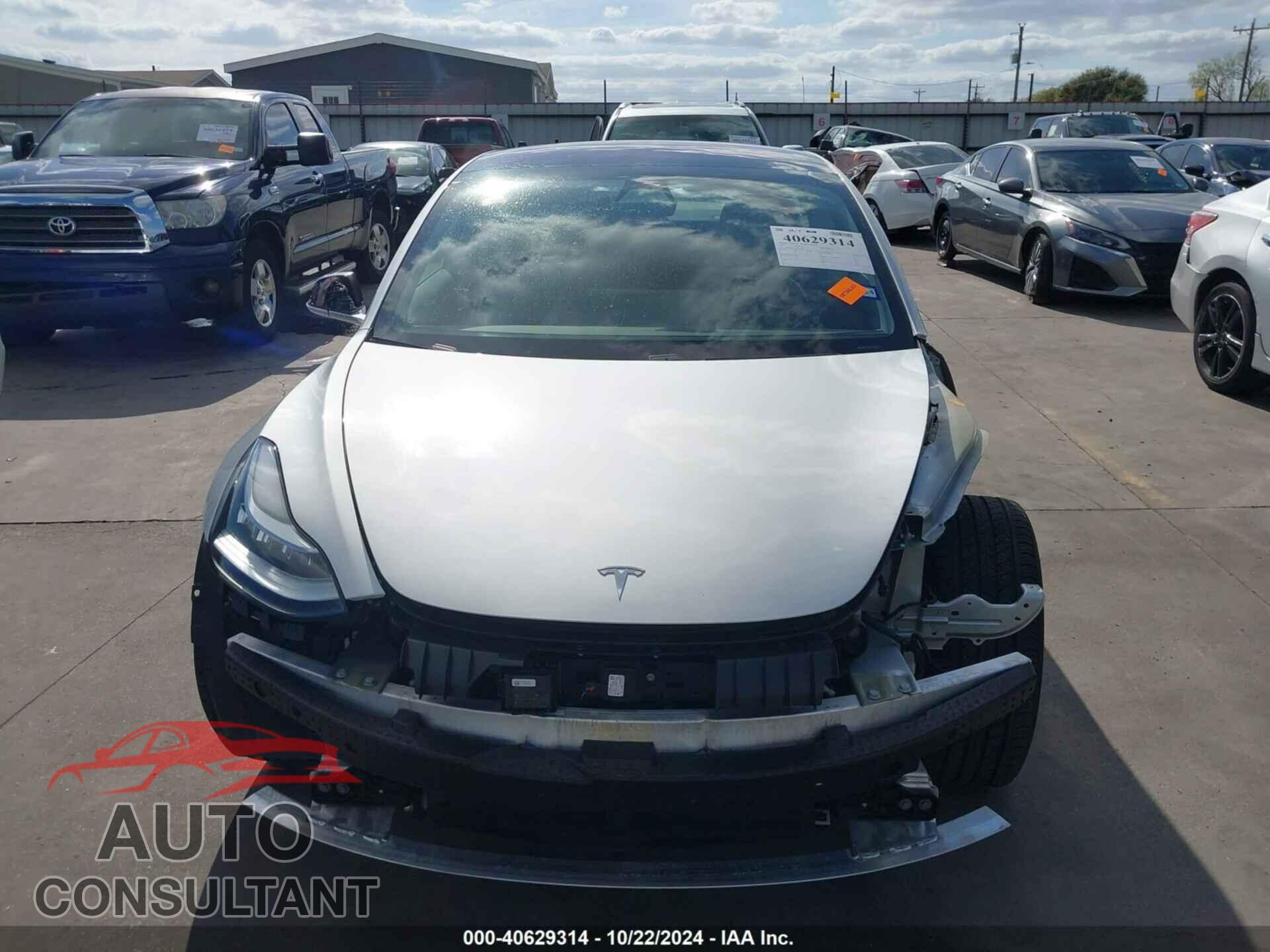 TESLA MODEL 3 2018 - 5YJ3E1EA2JF031114