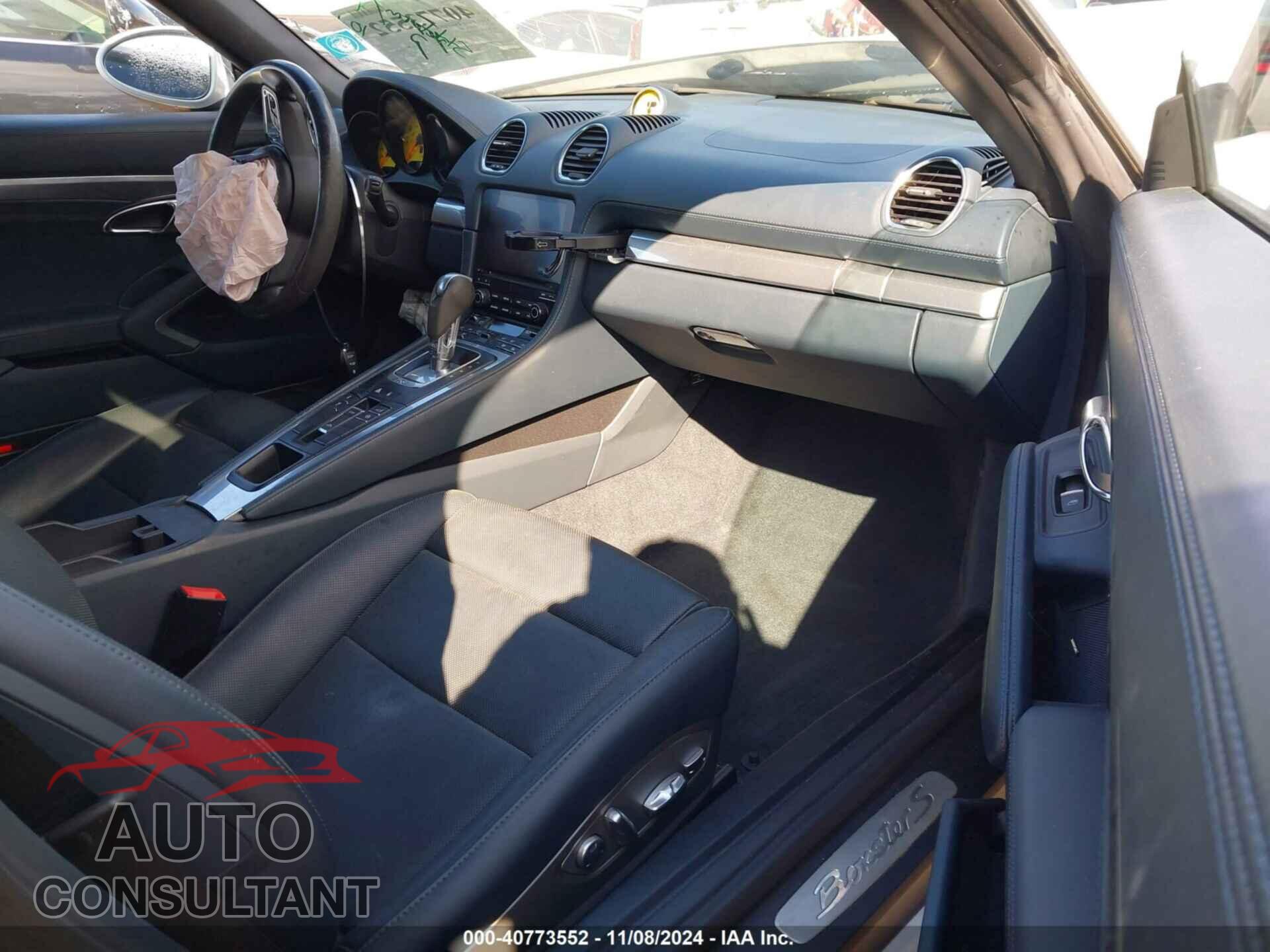 PORSCHE 718 BOXSTER 2017 - WP0CB2A87HS240623