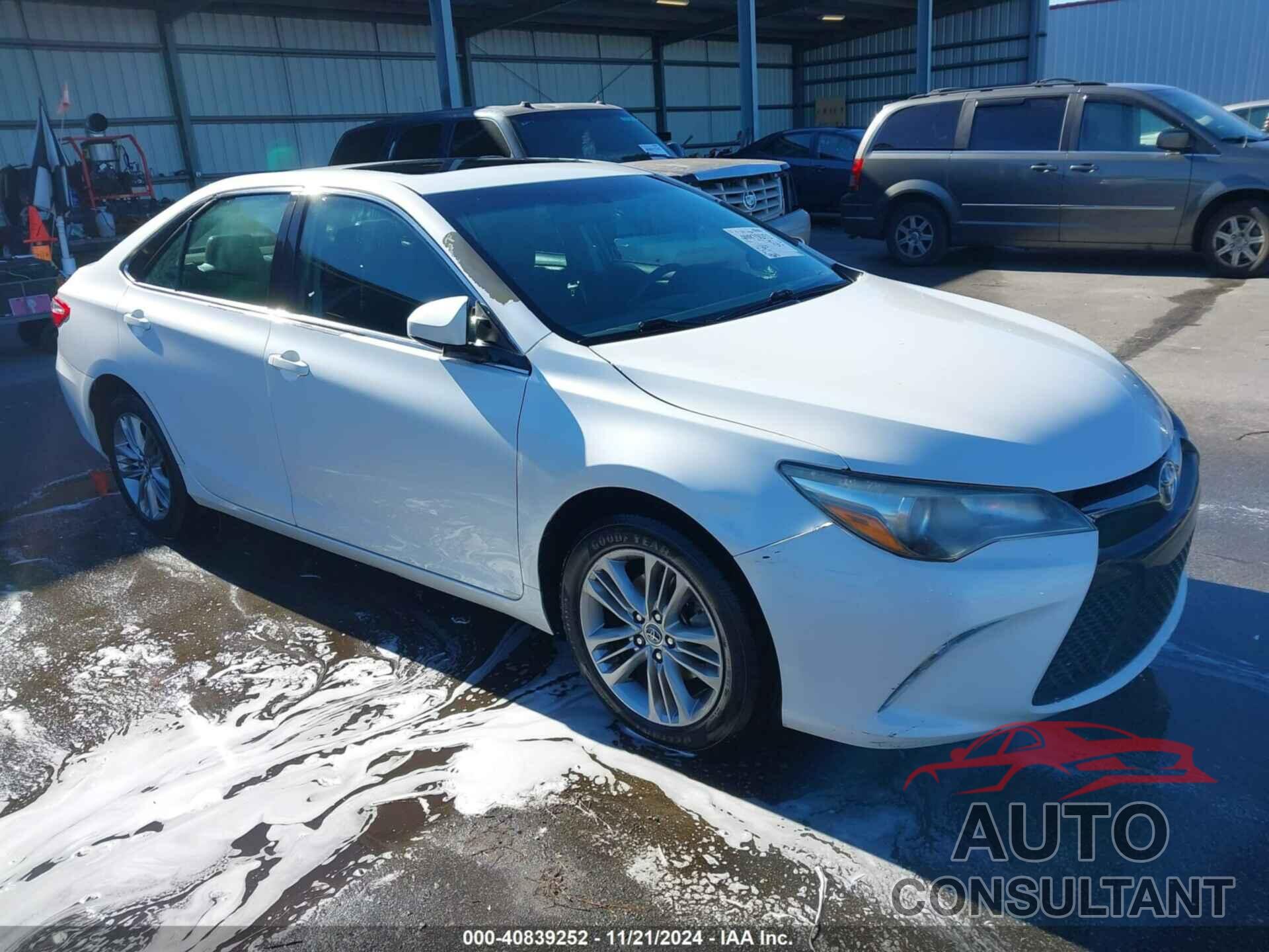 TOYOTA CAMRY 2015 - 4T1BF1FK4FU054758