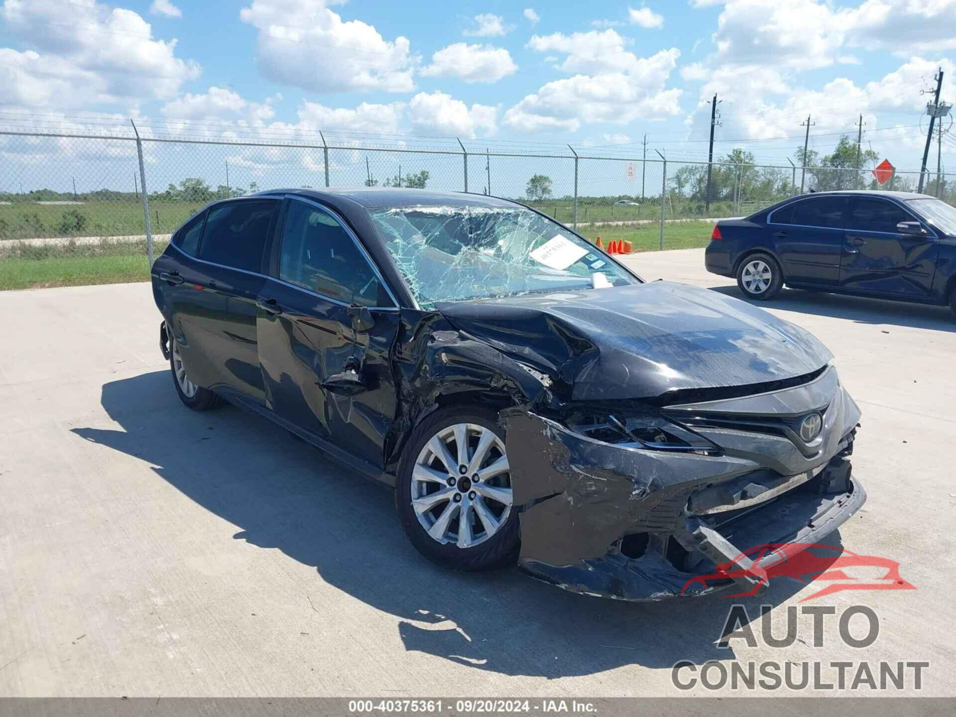 TOYOTA CAMRY 2019 - 4T1B11HK0KU231599