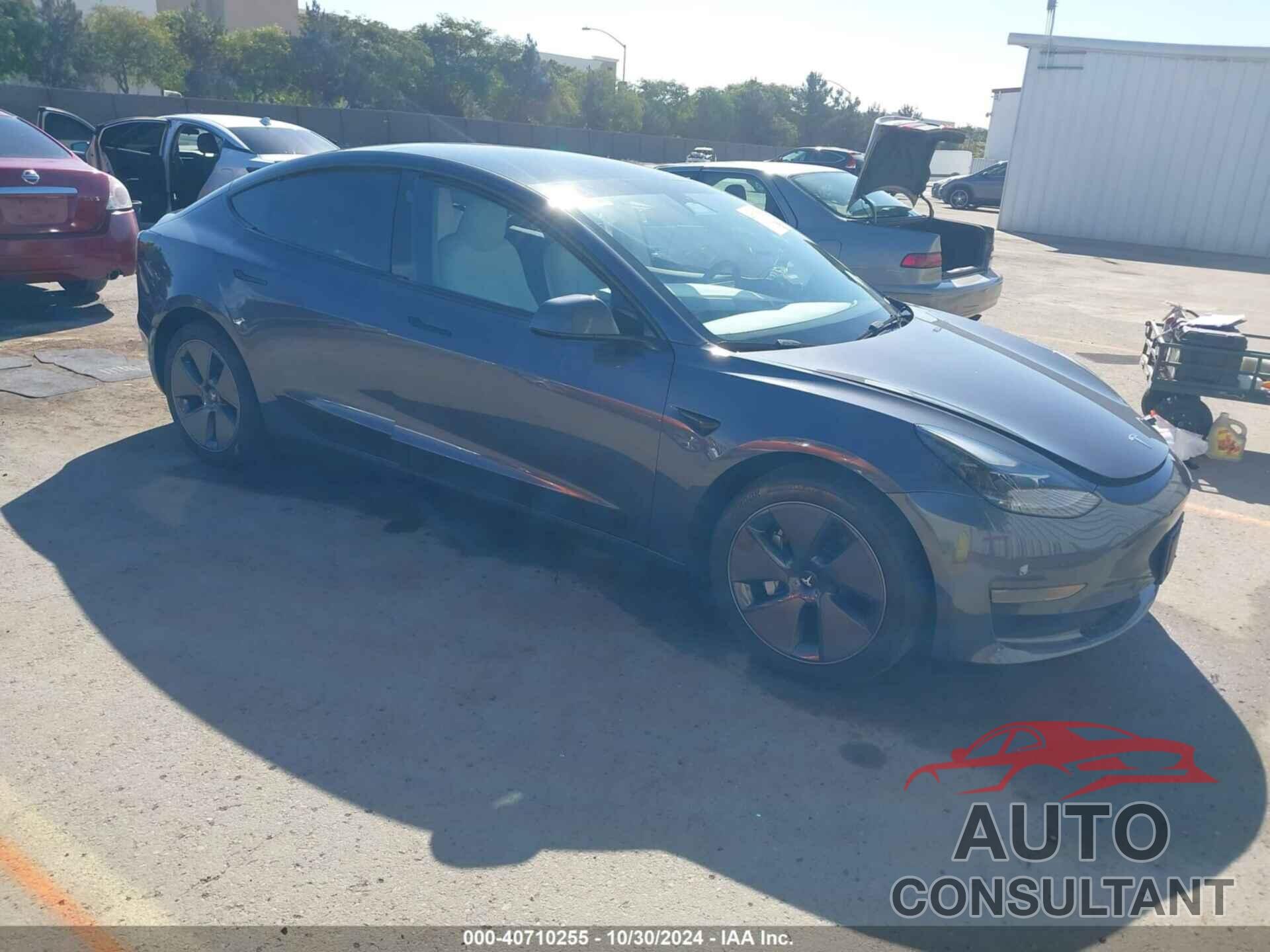 TESLA MODEL 3 2023 - 5YJ3E1EAXPF700657