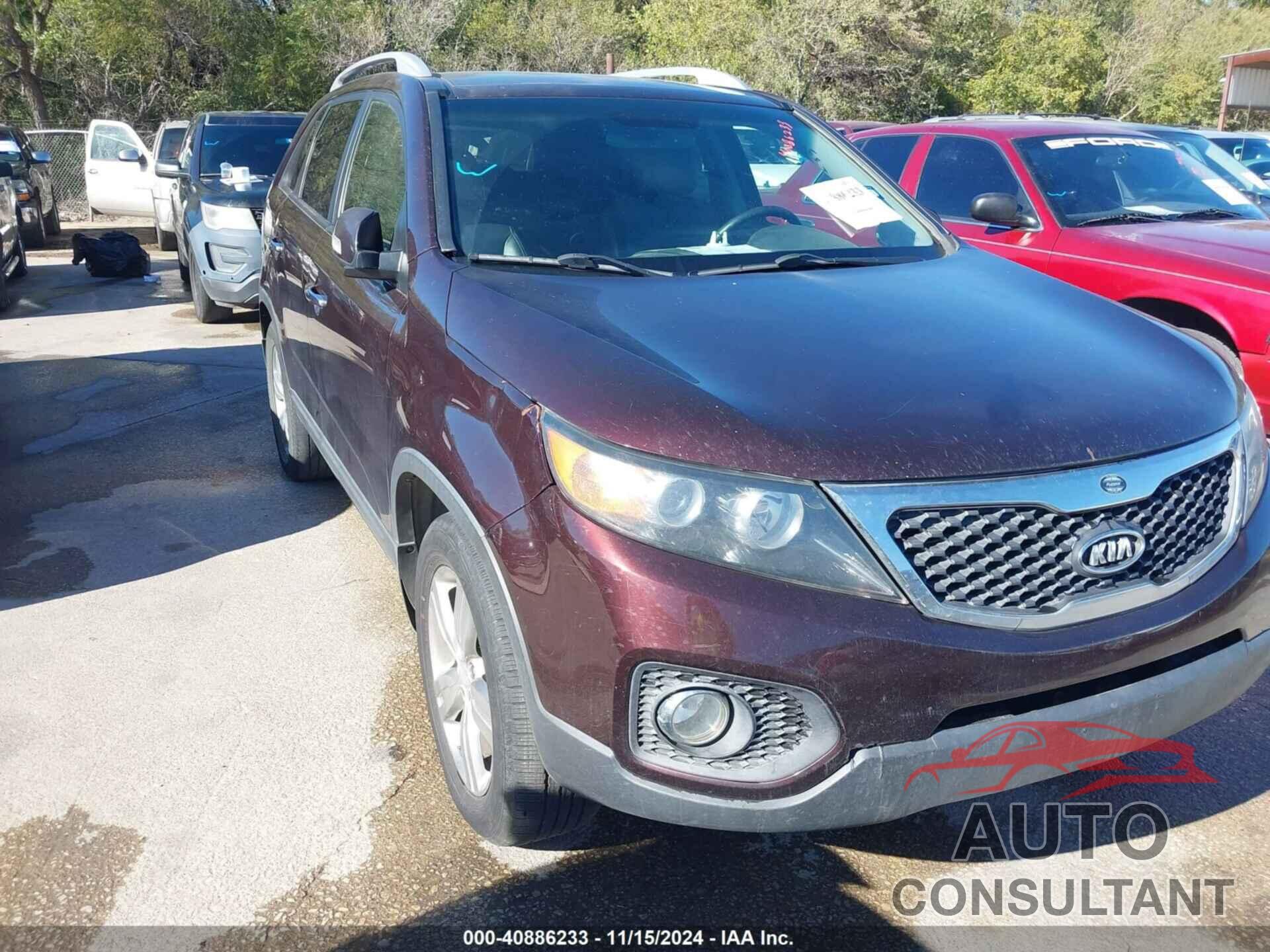 KIA SORENTO 2013 - 5XYKU4A24DG366984