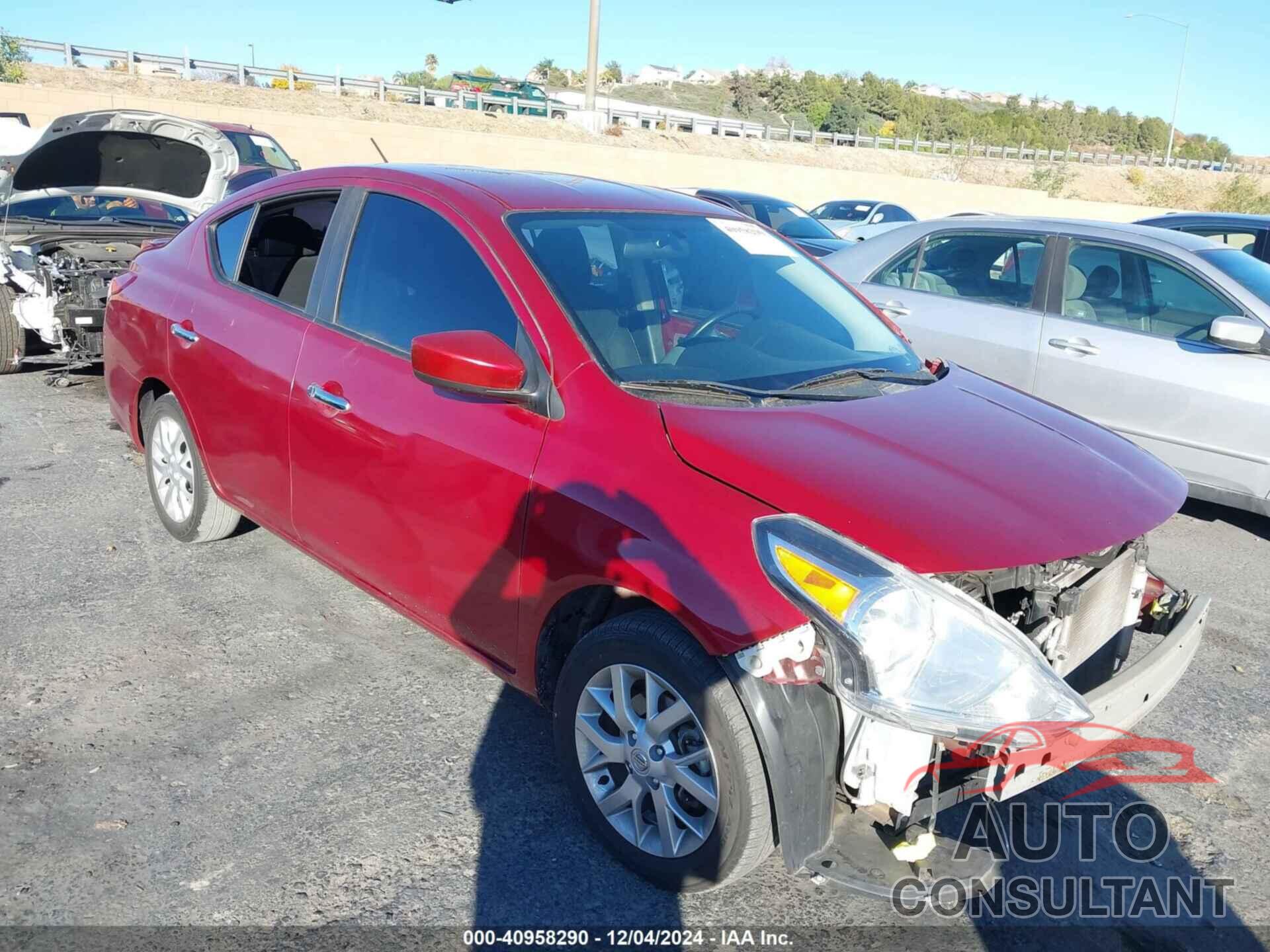 NISSAN VERSA 2018 - 3N1CN7AP3JL879360