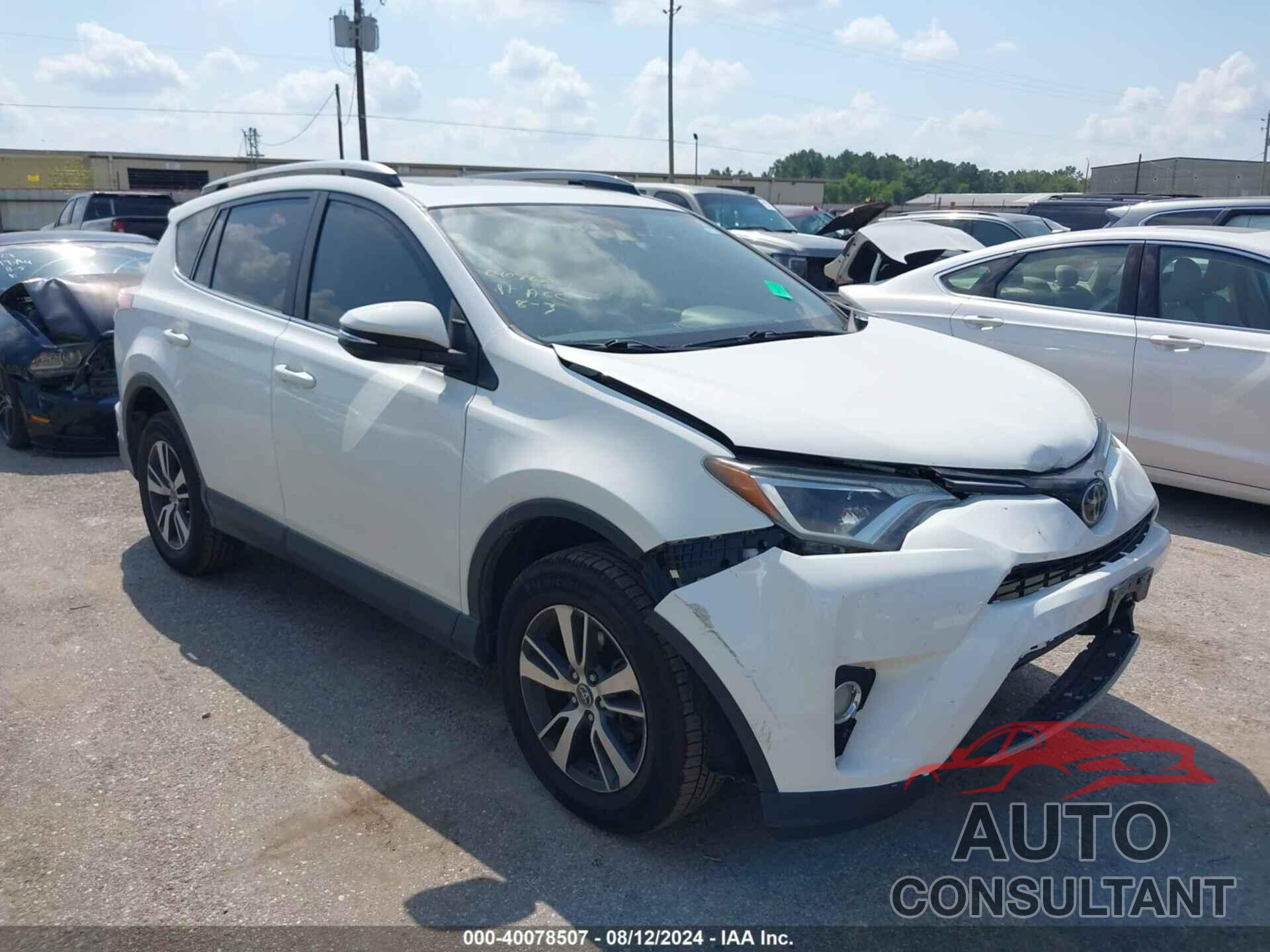 TOYOTA RAV4 2017 - JTMWFREV3HJ721713