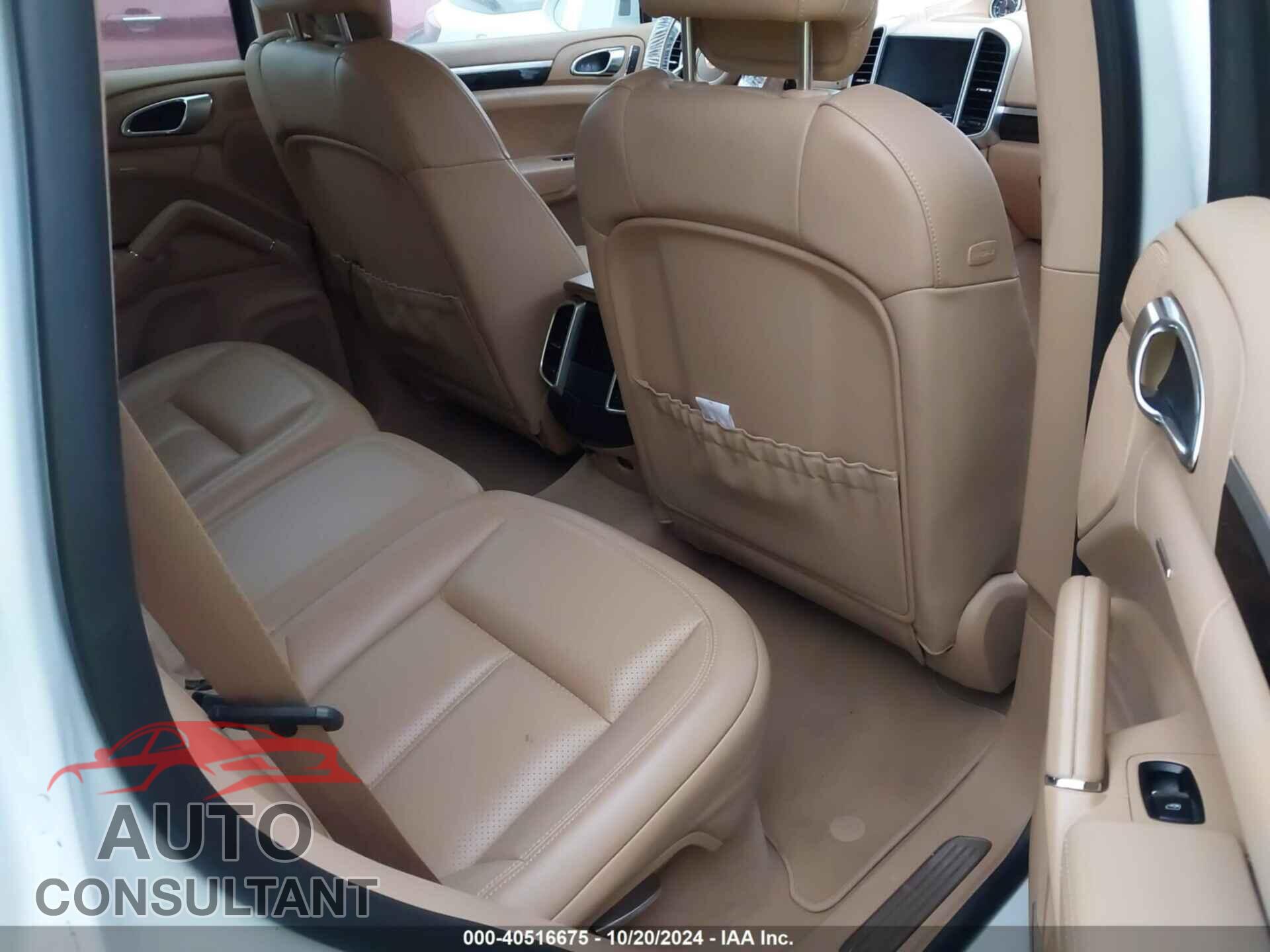 PORSCHE CAYENNE 2017 - WP1AB2A25HLA51464